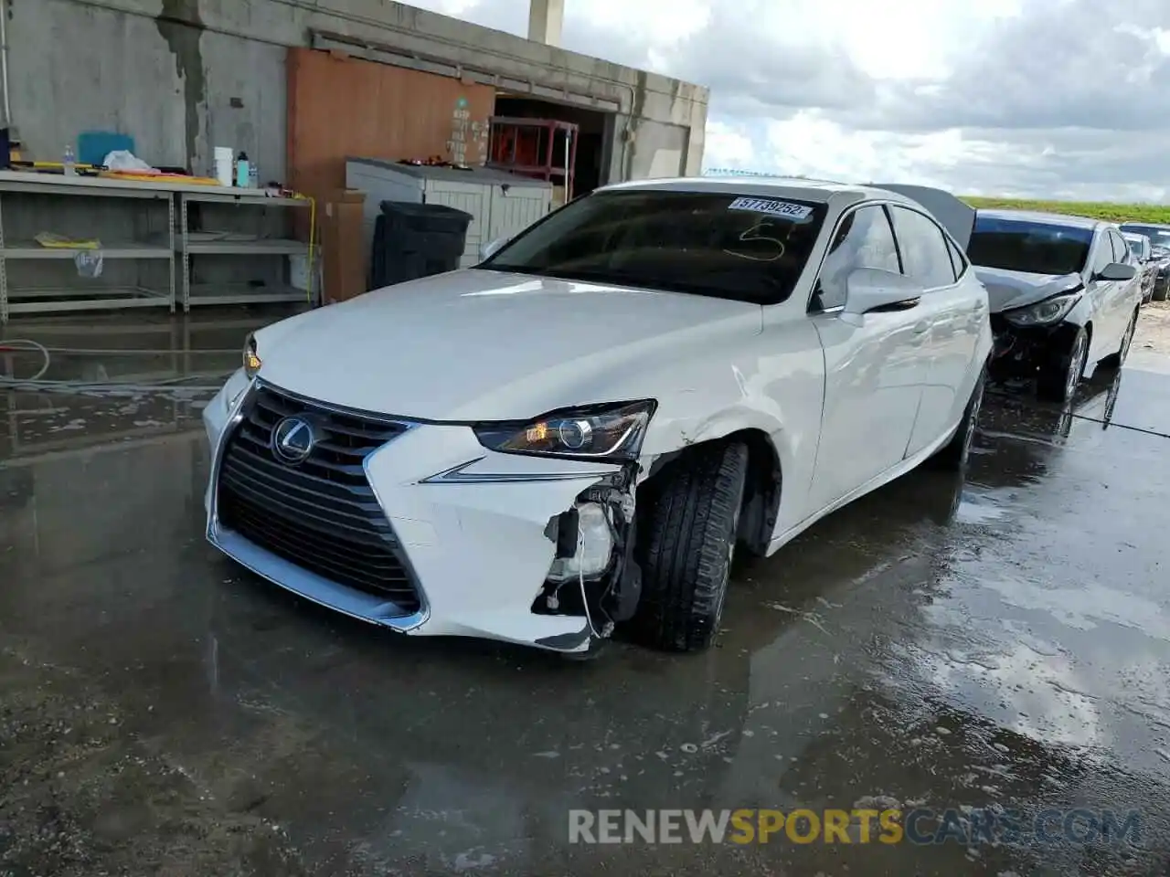 2 Фотография поврежденного автомобиля JTHBA1D24K5092659 LEXUS IS 2019