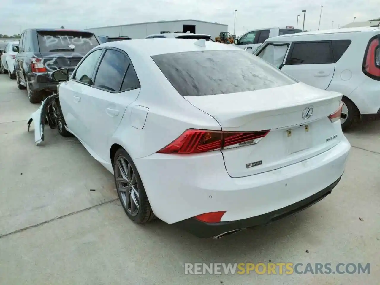 3 Фотография поврежденного автомобиля JTHBA1D24K5099207 LEXUS IS 2019