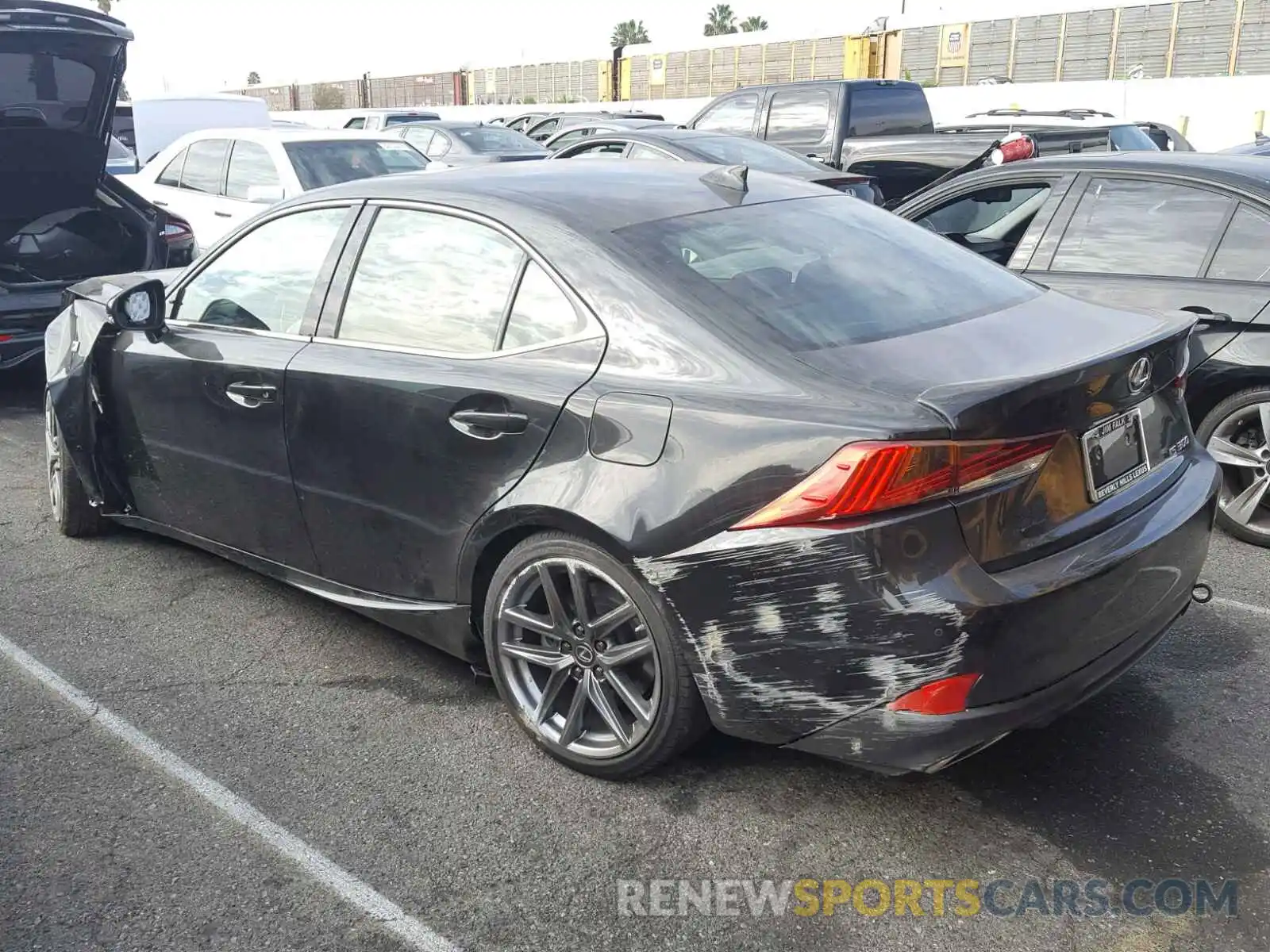 3 Фотография поврежденного автомобиля JTHBA1D25K5085249 LEXUS IS 2019