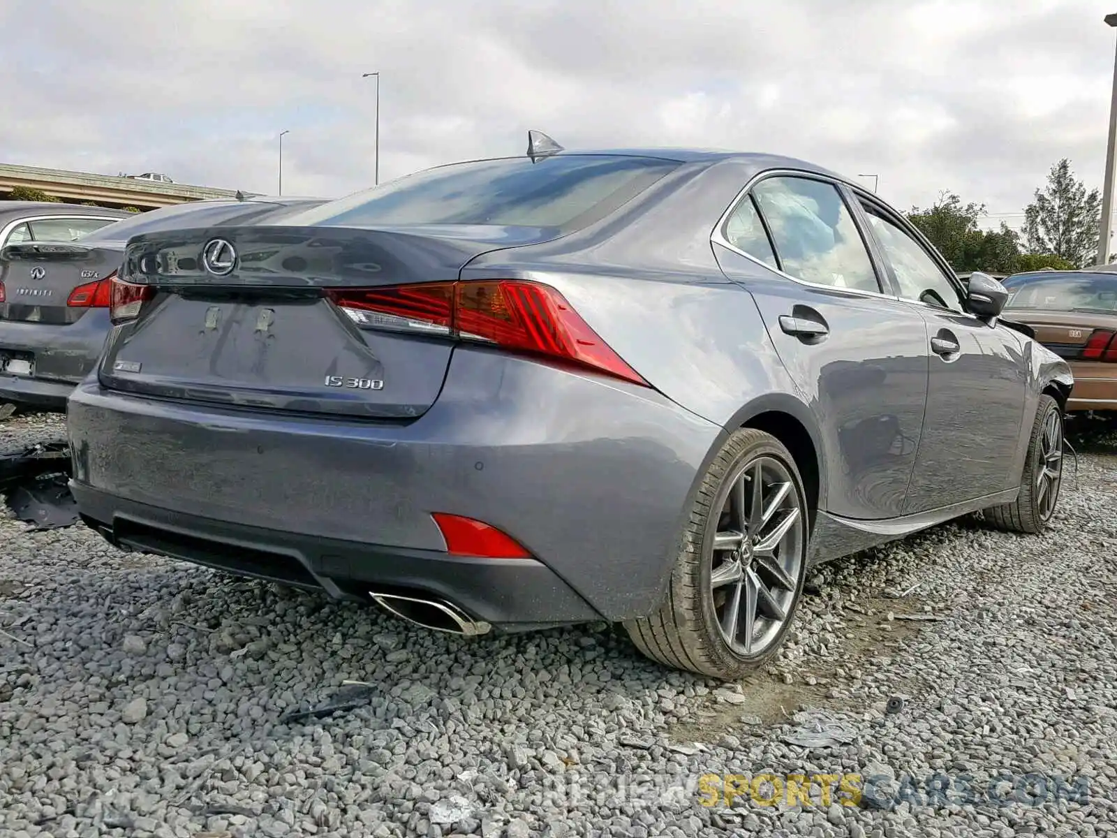 4 Фотография поврежденного автомобиля JTHBA1D25K5087017 LEXUS IS 2019