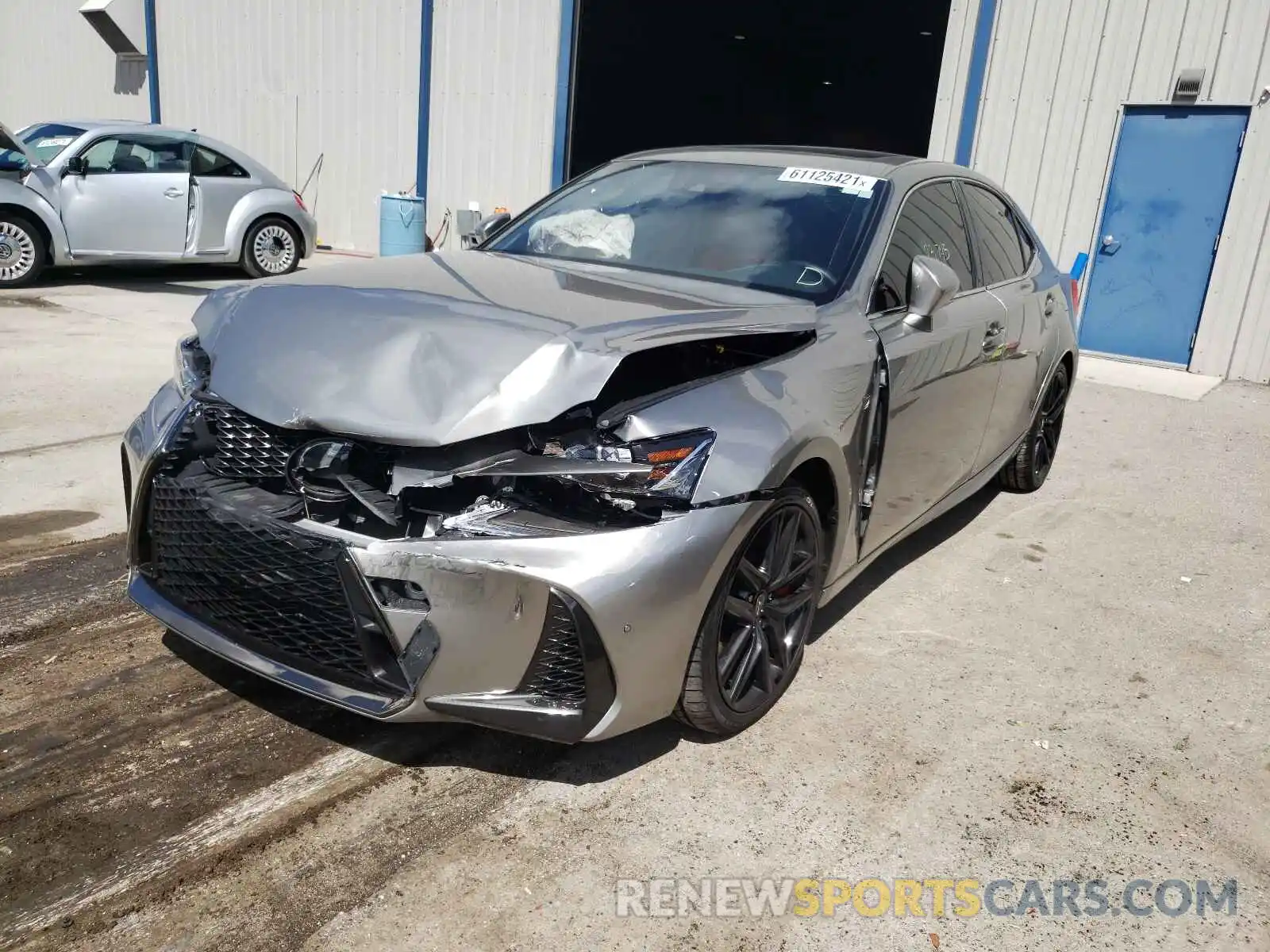 2 Фотография поврежденного автомобиля JTHBA1D26K5092811 LEXUS IS 2019