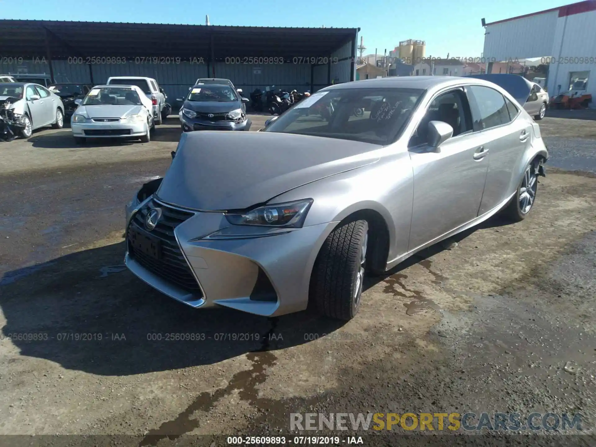 2 Фотография поврежденного автомобиля JTHBA1D27K5088508 LEXUS IS 2019