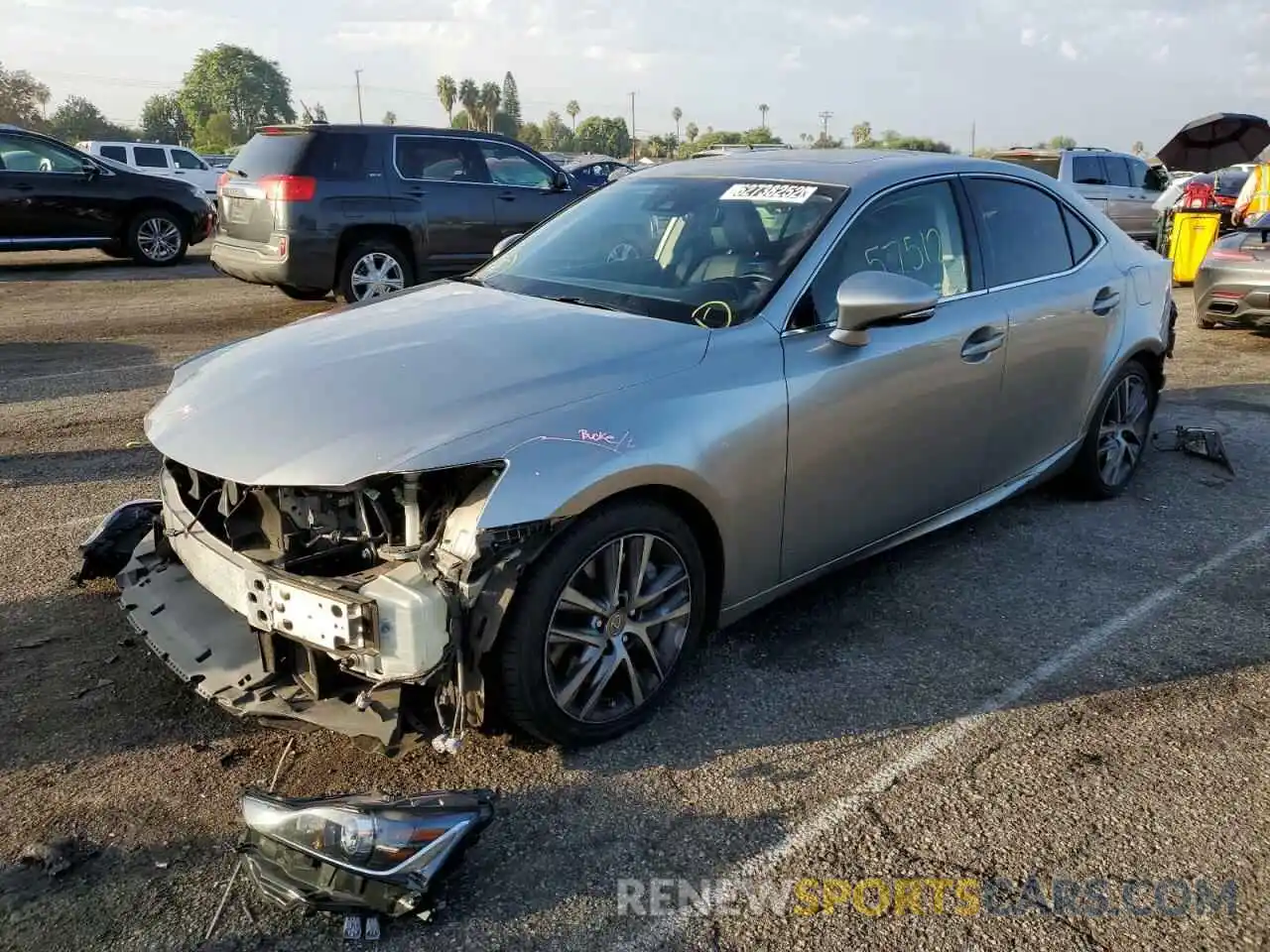 2 Фотография поврежденного автомобиля JTHBA1D28K5084953 LEXUS IS 2019