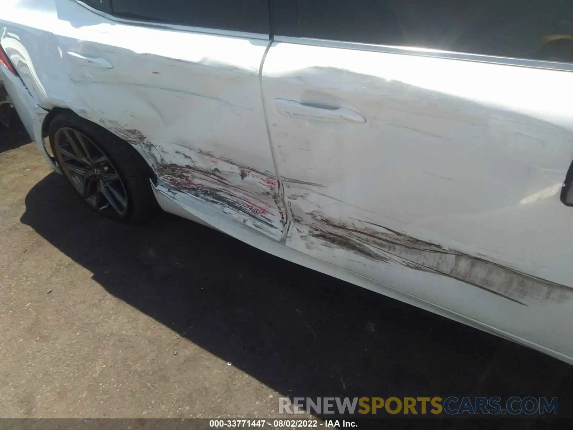 6 Photograph of a damaged car JTHBA1D28K5086024 LEXUS IS 2019