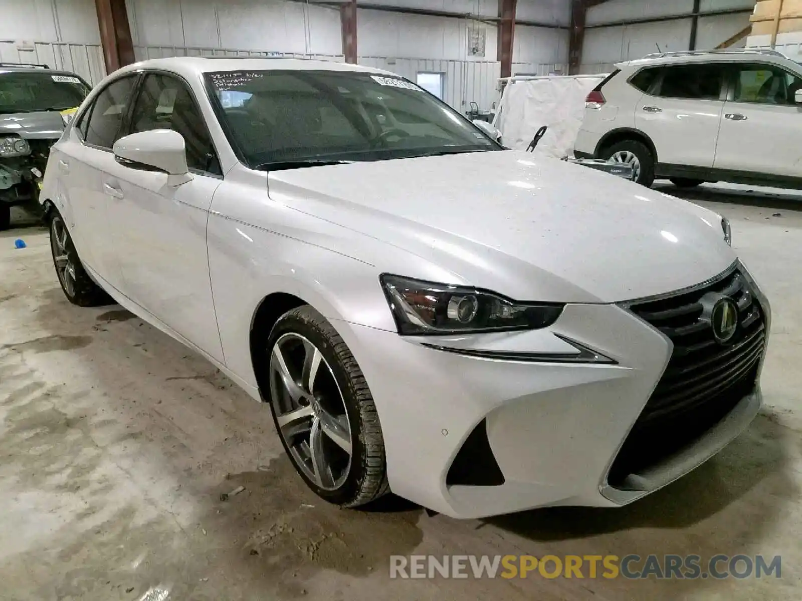 1 Фотография поврежденного автомобиля JTHBA1D28K5098304 LEXUS IS 2019