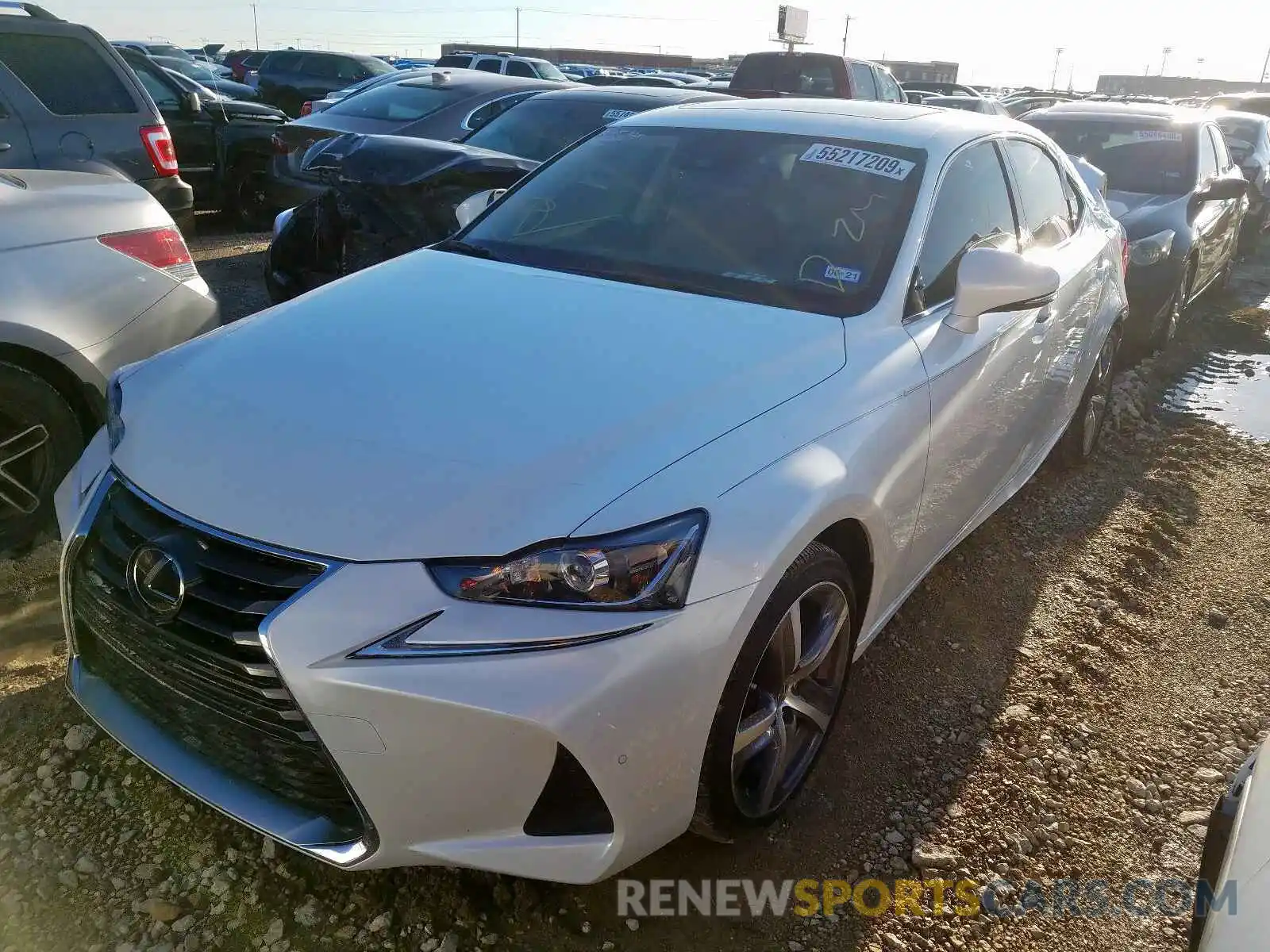 2 Фотография поврежденного автомобиля JTHBA1D28K5098304 LEXUS IS 2019