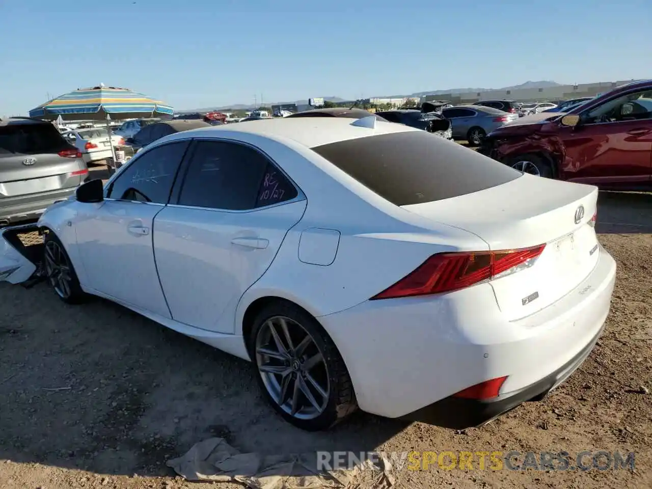 3 Фотография поврежденного автомобиля JTHBA1D29K5087067 LEXUS IS 2019