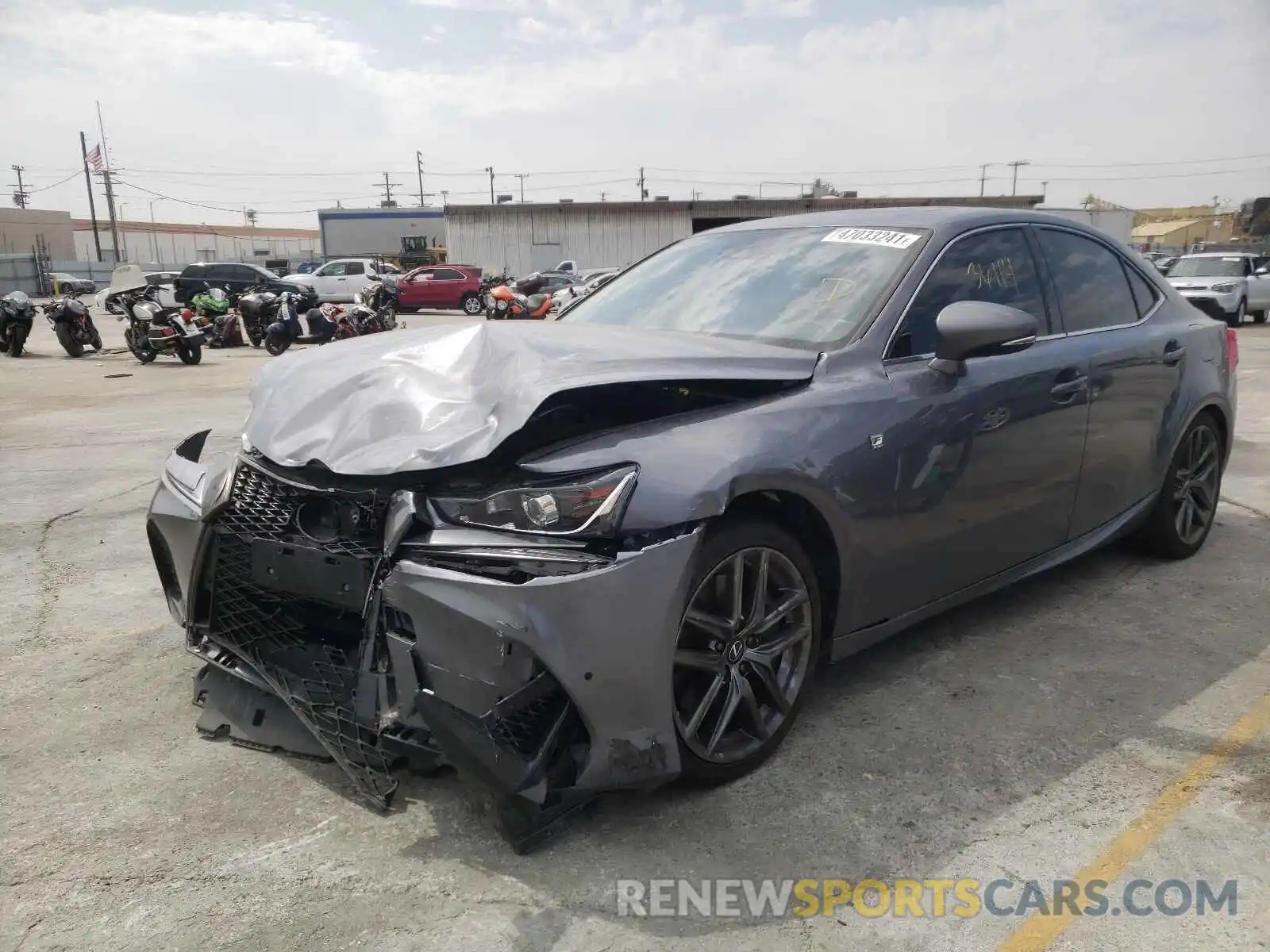 2 Фотография поврежденного автомобиля JTHBA1D29K5087618 LEXUS IS 2019