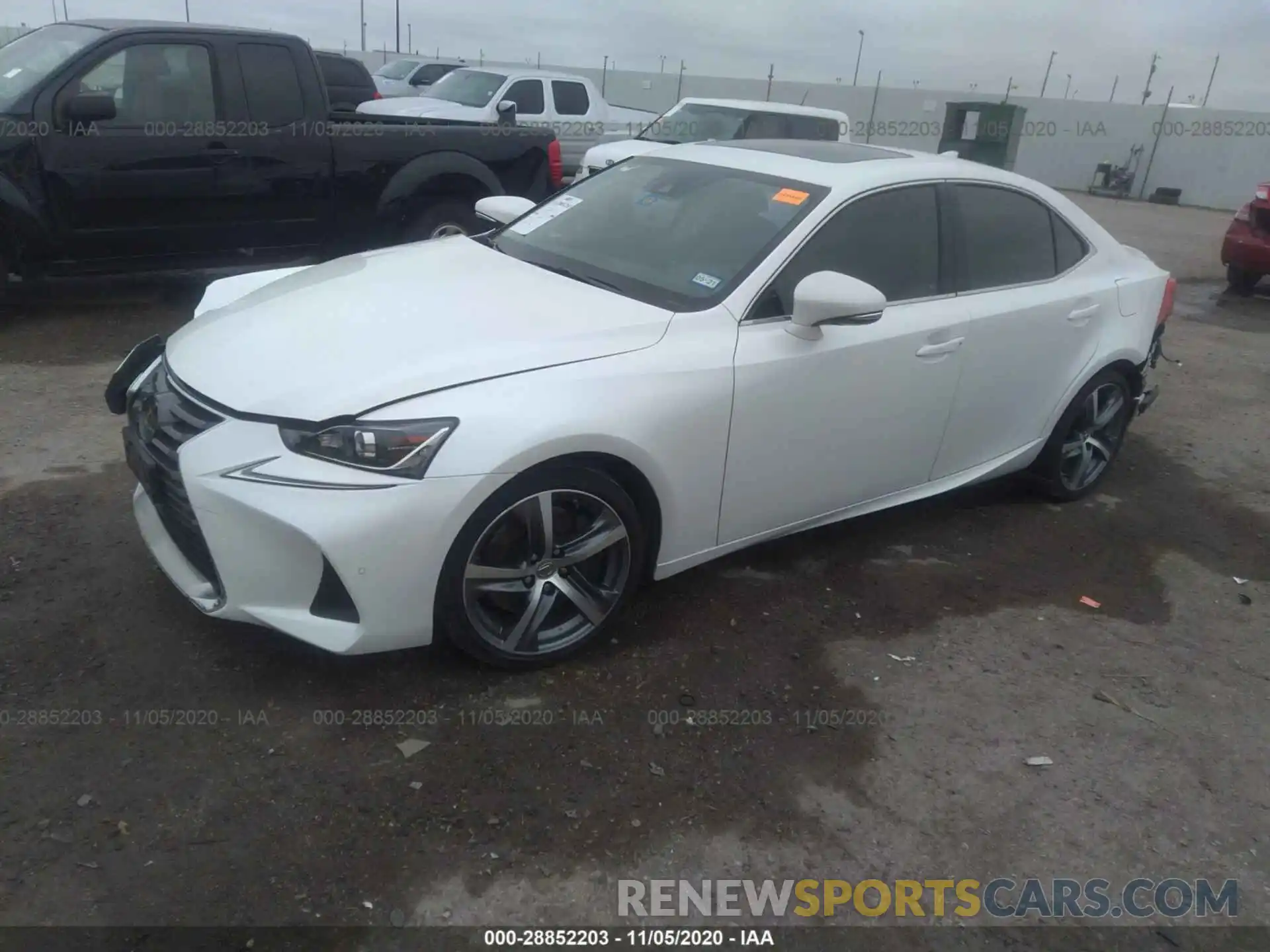 2 Фотография поврежденного автомобиля JTHBA1D29K5097341 LEXUS IS 2019