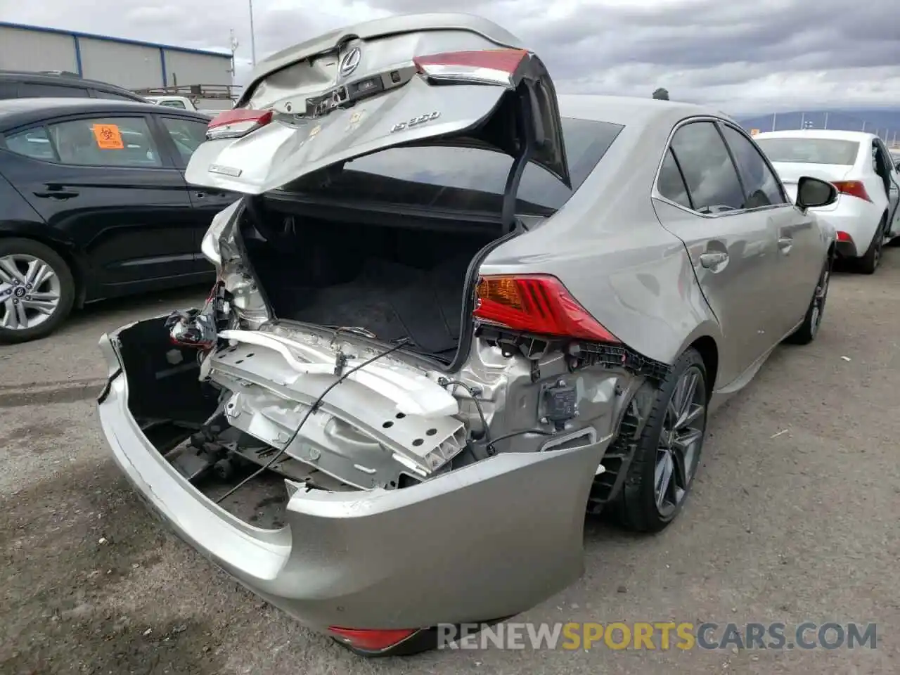 4 Photograph of a damaged car JTHBZ1D22K5034297 LEXUS IS 2019