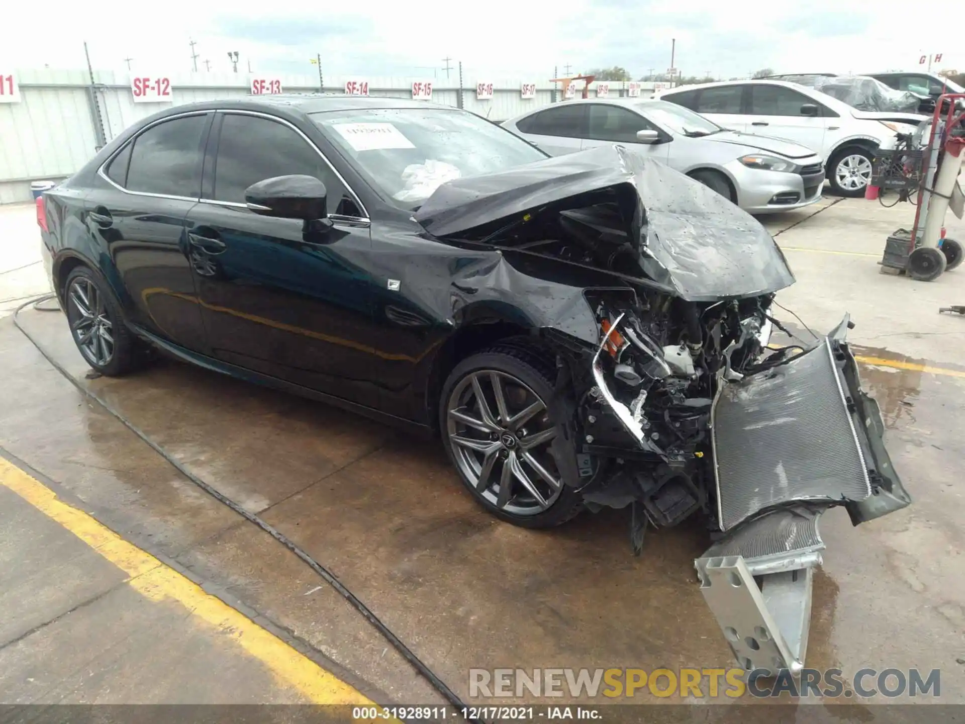 1 Photograph of a damaged car JTHBZ1D23K5035121 LEXUS IS 2019