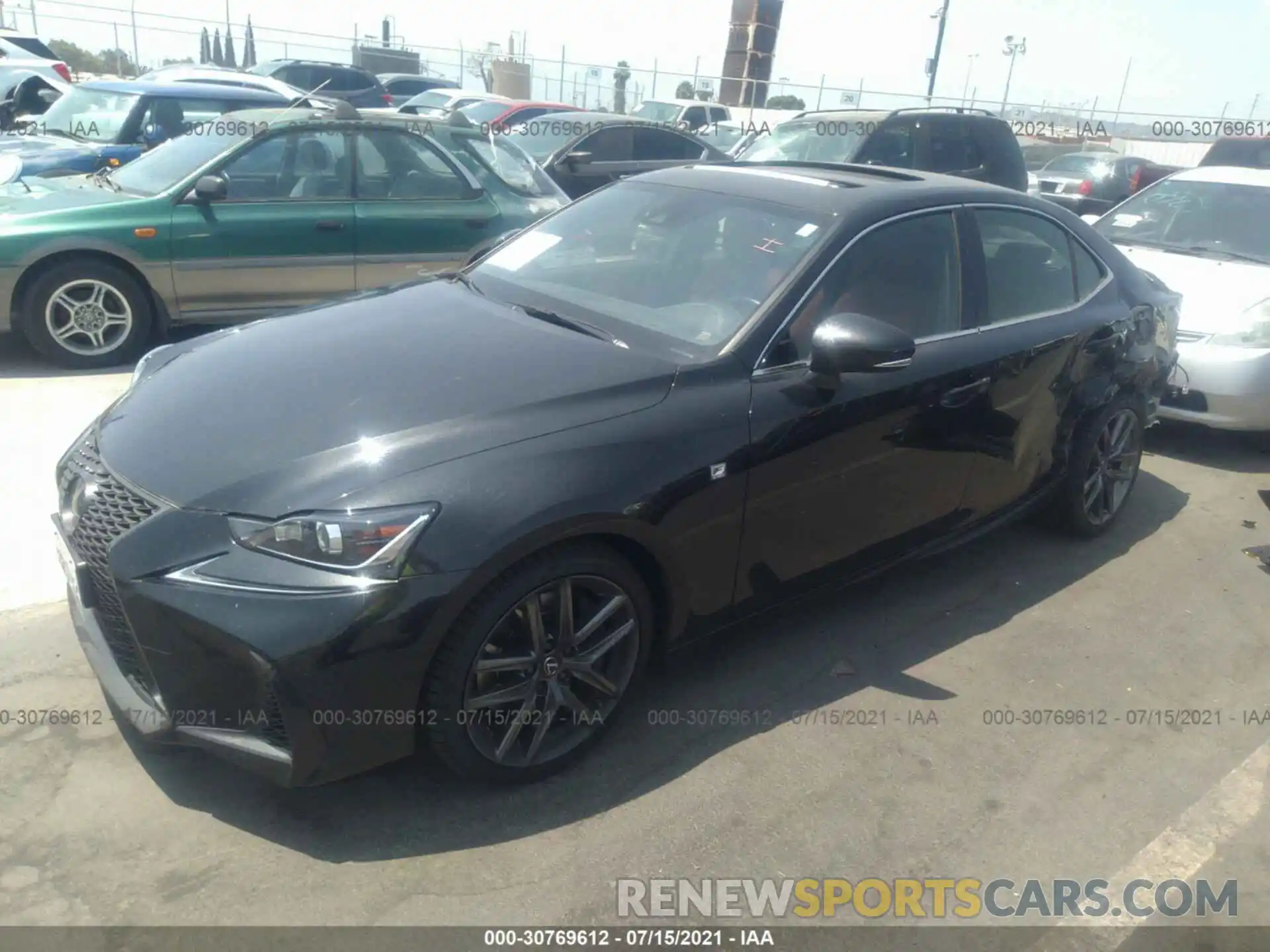 2 Фотография поврежденного автомобиля JTHBZ1D26K5033962 LEXUS IS 2019