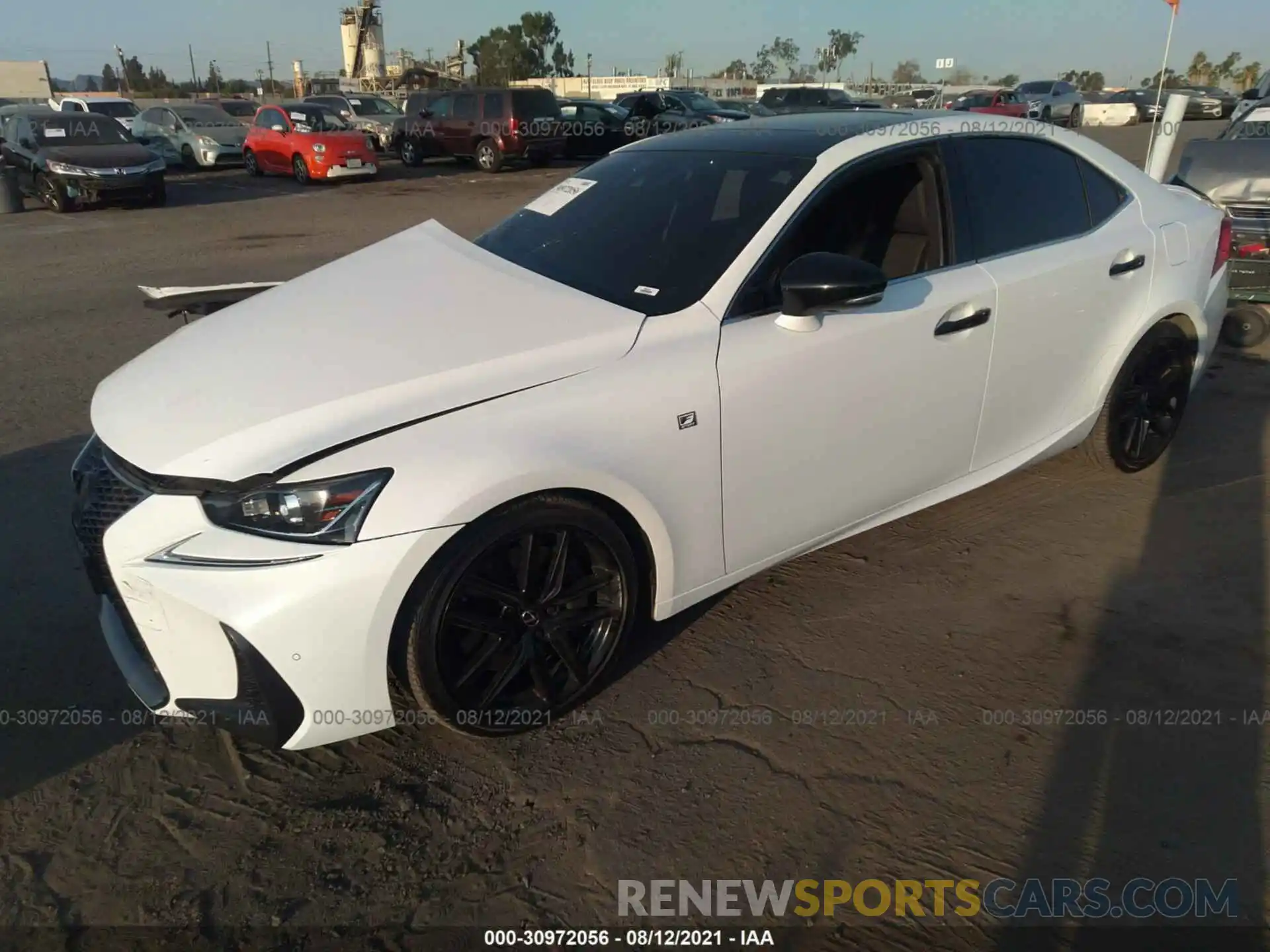 2 Фотография поврежденного автомобиля JTHBZ1D28K5034112 LEXUS IS 2019