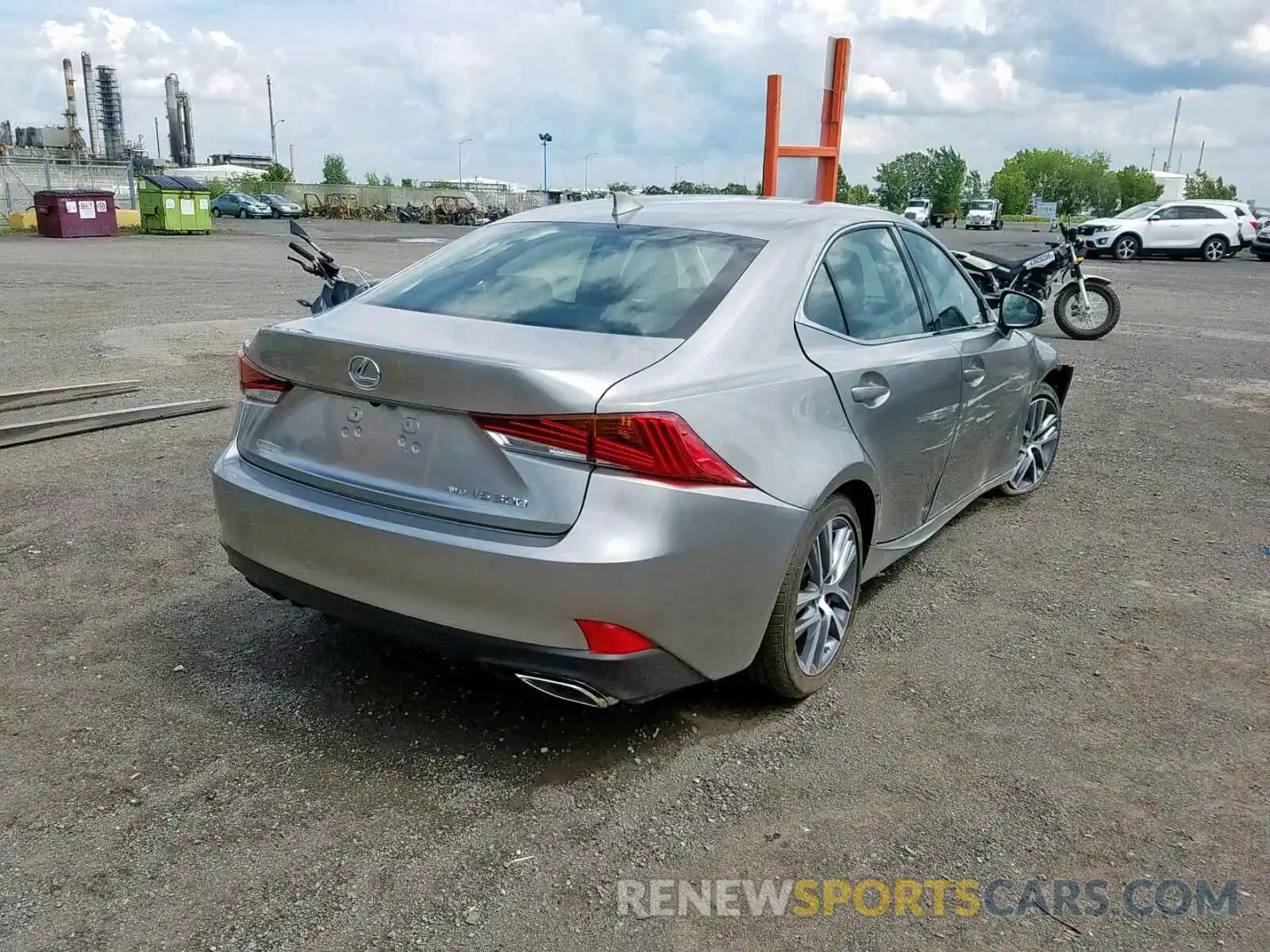 4 Photograph of a damaged car JTHC81D20K5034631 LEXUS IS 2019