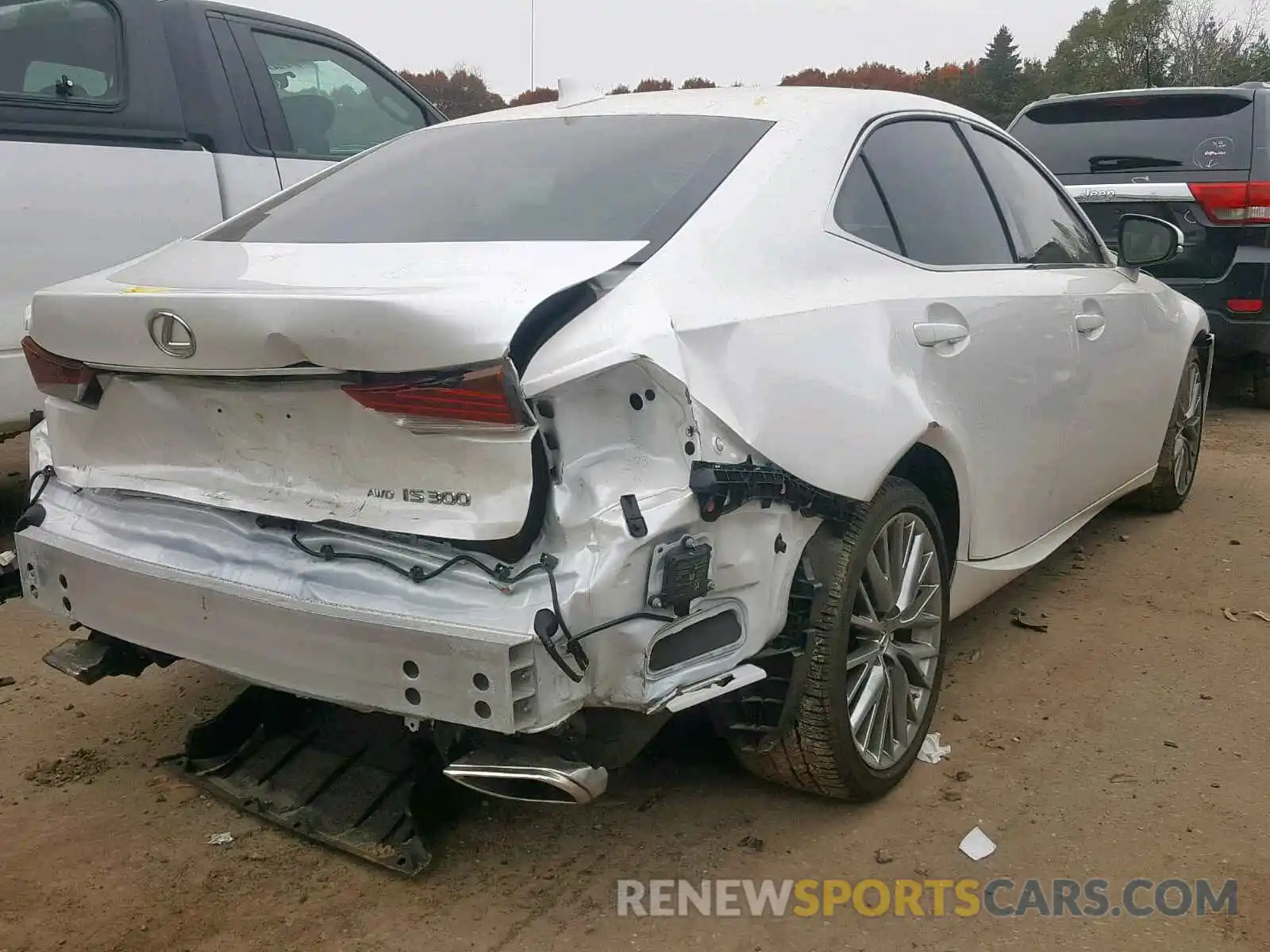 4 Photograph of a damaged car JTHC81D20K5036802 LEXUS IS 2019