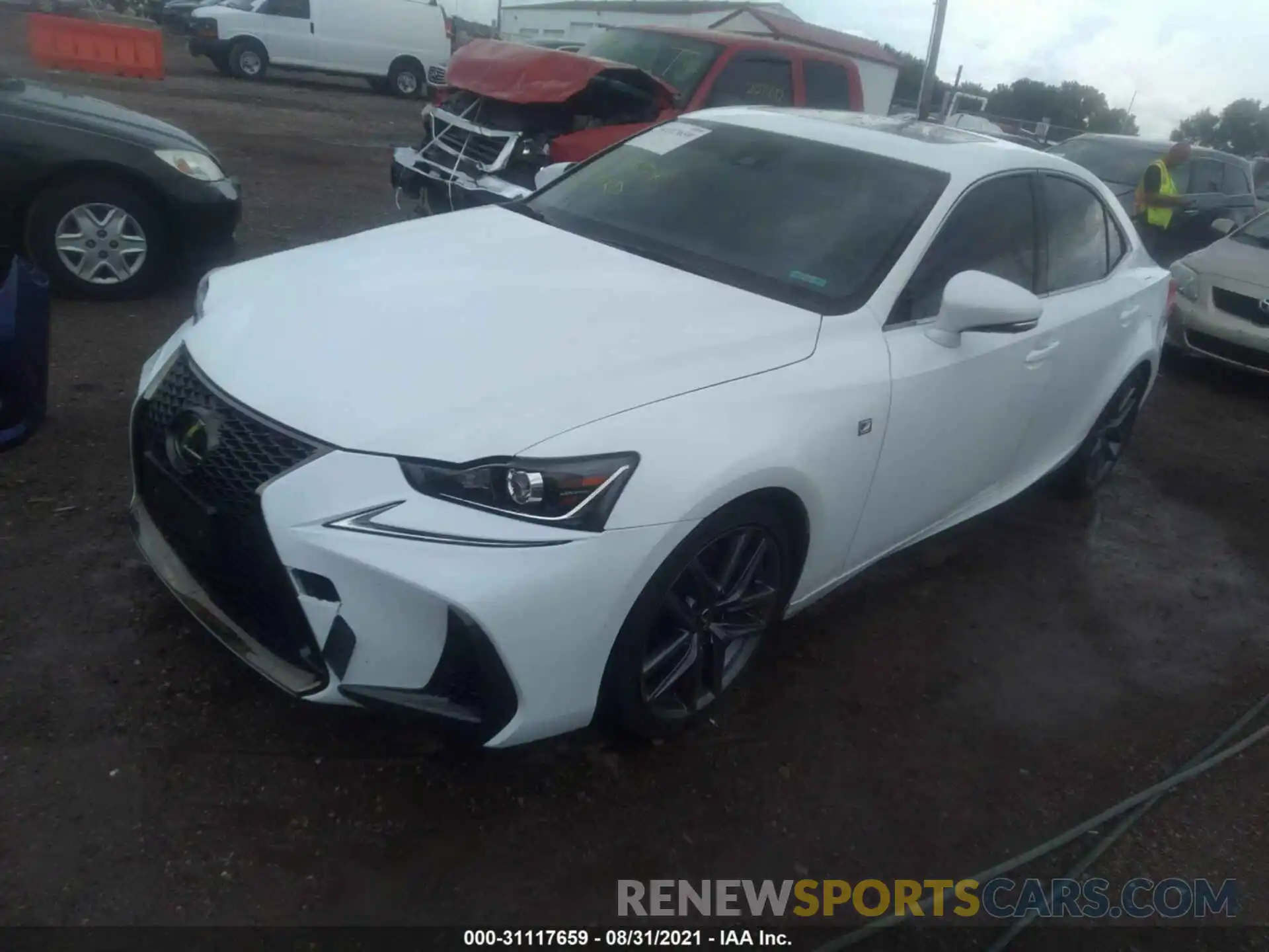 2 Фотография поврежденного автомобиля JTHC81D21K5034301 LEXUS IS 2019