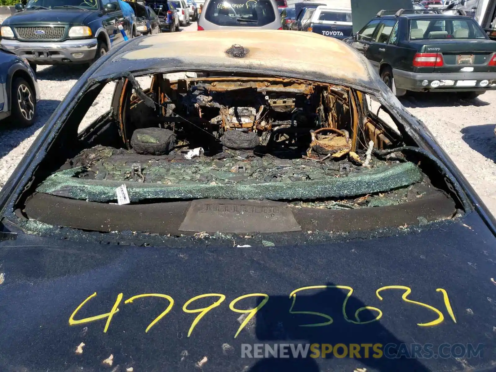 9 Photograph of a damaged car JTHC81D21K5035089 LEXUS IS 2019