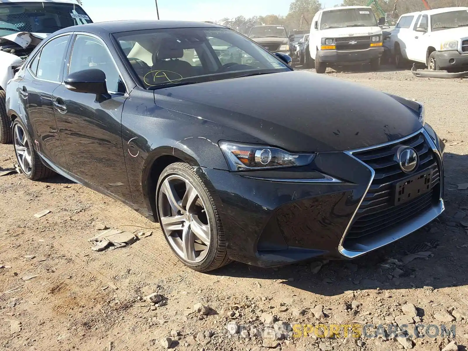 1 Фотография поврежденного автомобиля JTHC81D23K5035451 LEXUS IS 2019