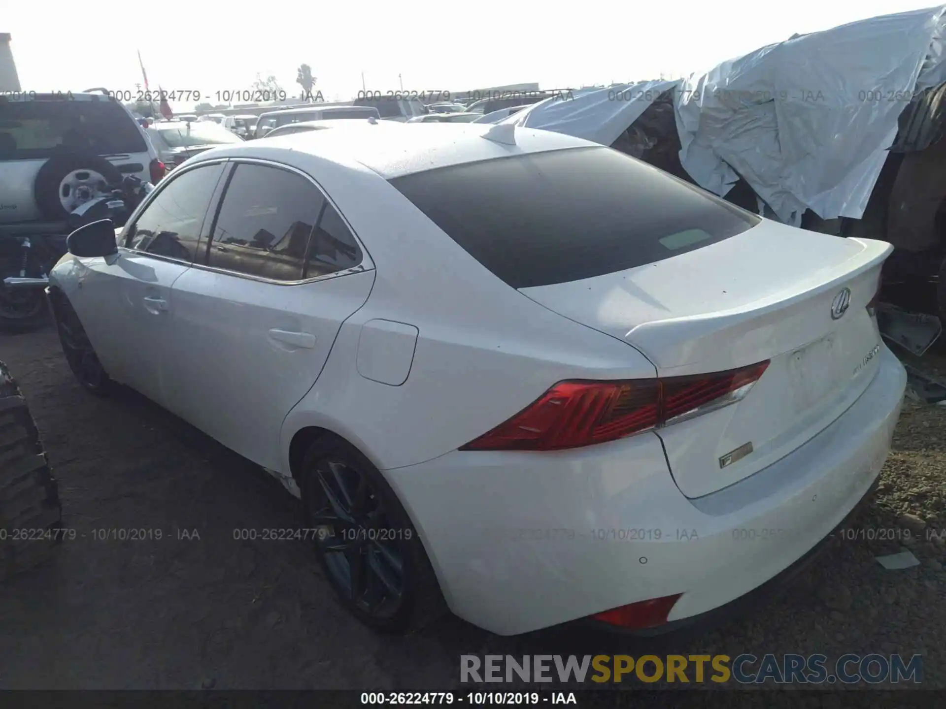 3 Фотография поврежденного автомобиля JTHC81D24K5035104 LEXUS IS 2019