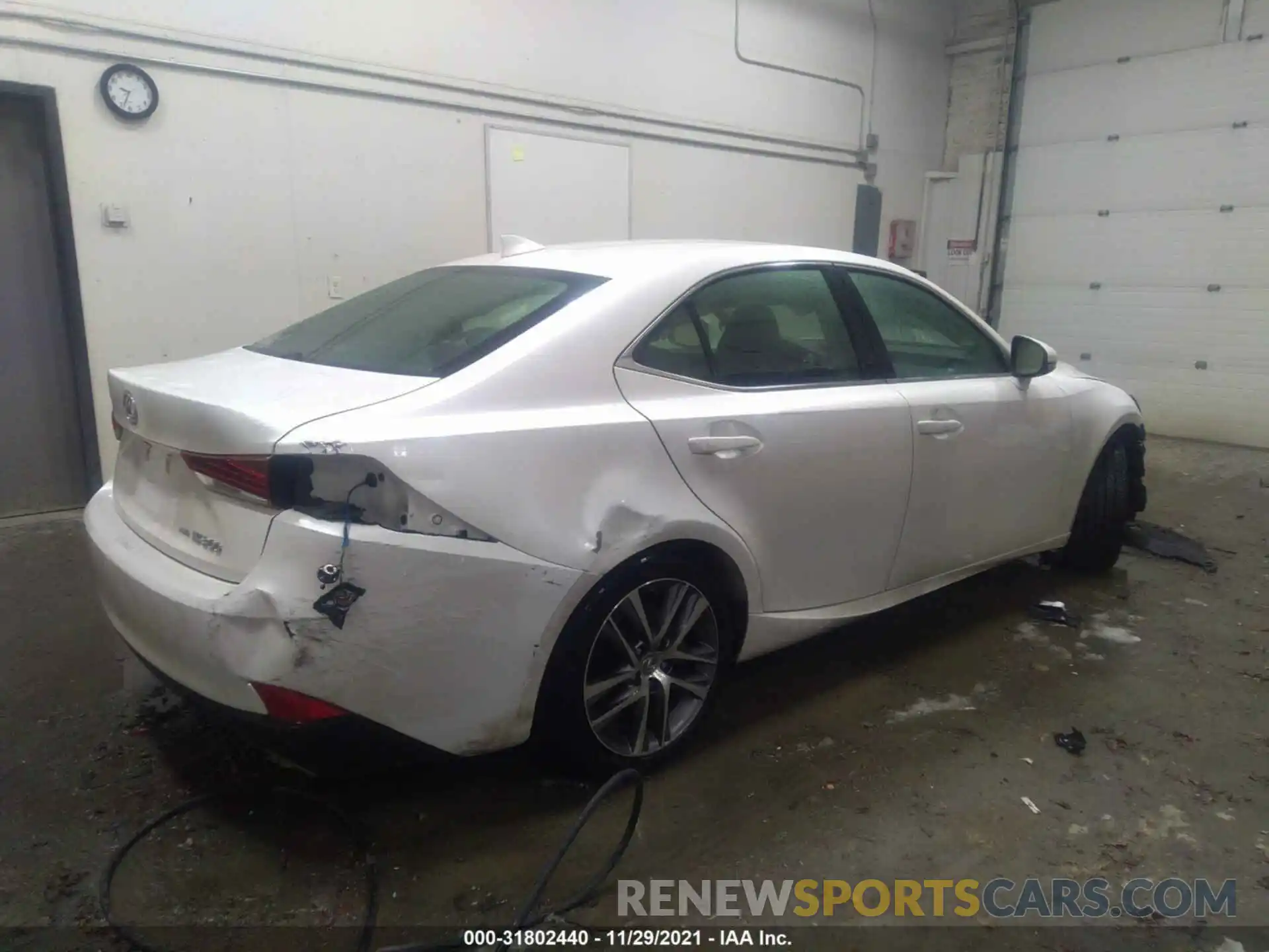 4 Photograph of a damaged car JTHC81D25K5035144 LEXUS IS 2019