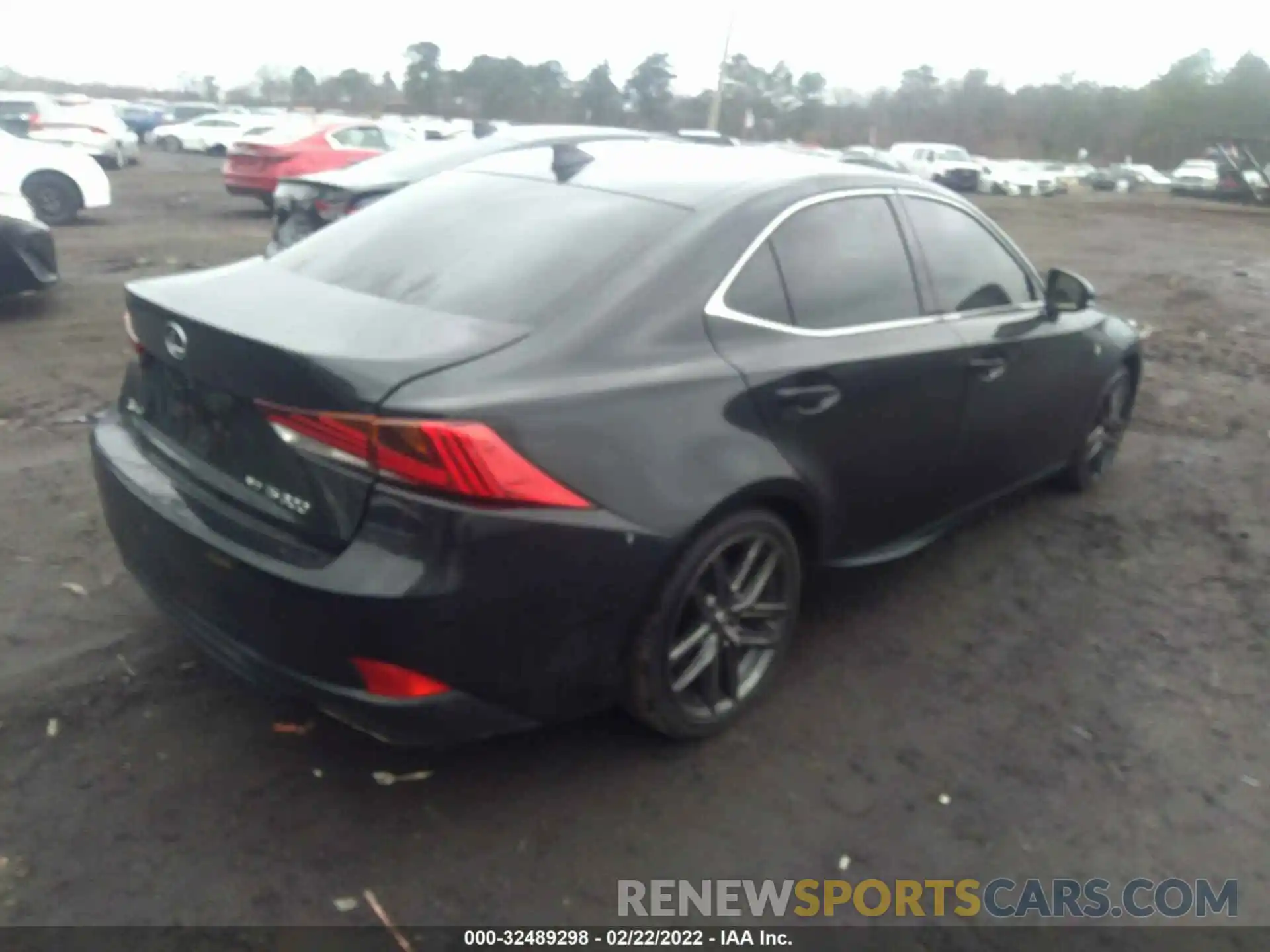 4 Photograph of a damaged car JTHC81D25K5039484 LEXUS IS 2019