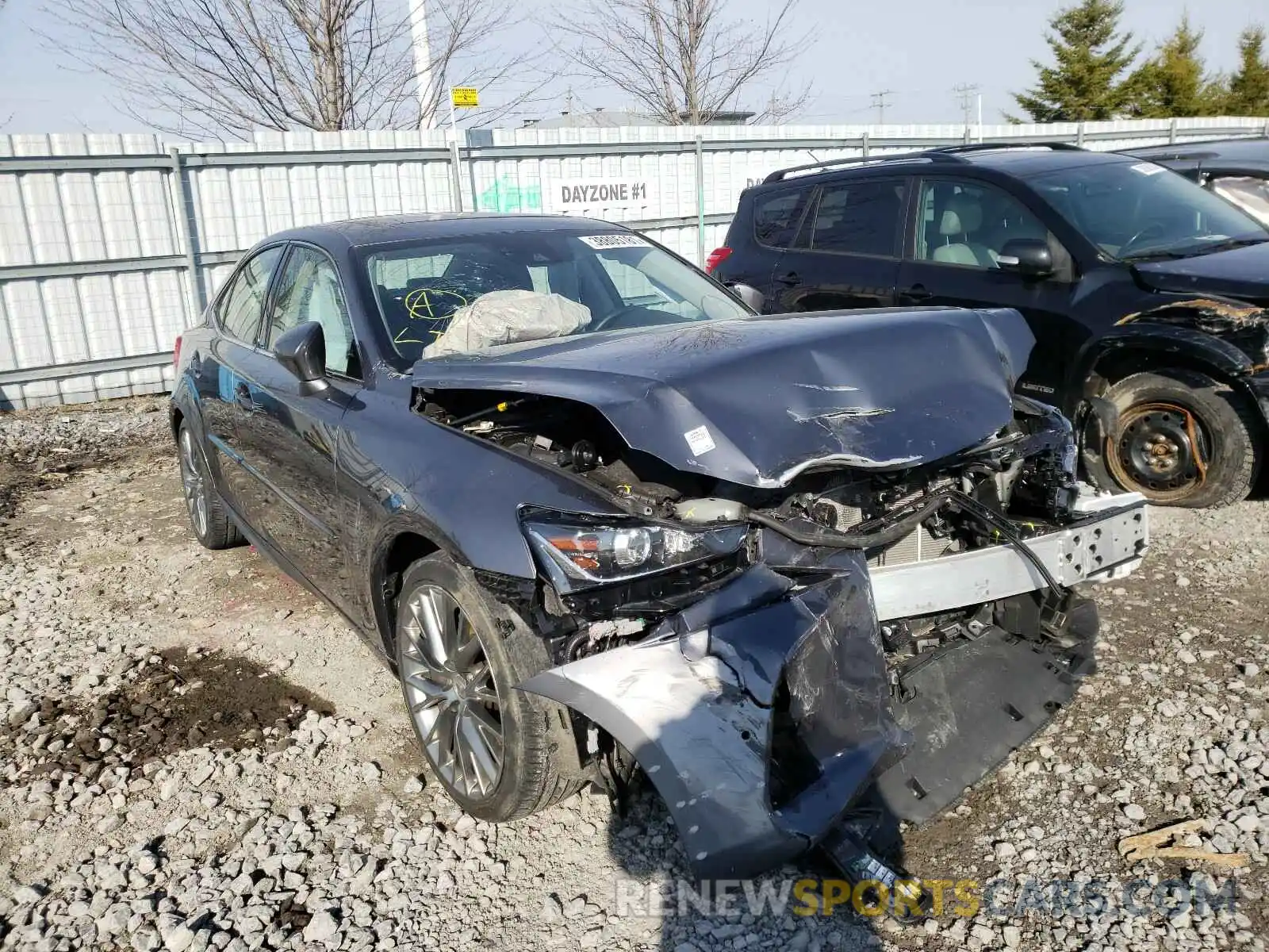 1 Фотография поврежденного автомобиля JTHC81D26K5037517 LEXUS IS 2019