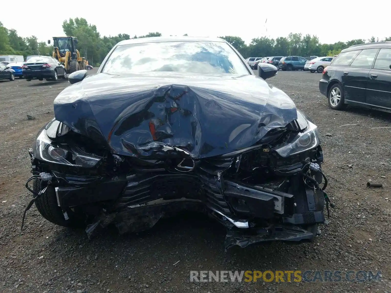 9 Photograph of a damaged car JTHC81D28K5036496 LEXUS IS 2019