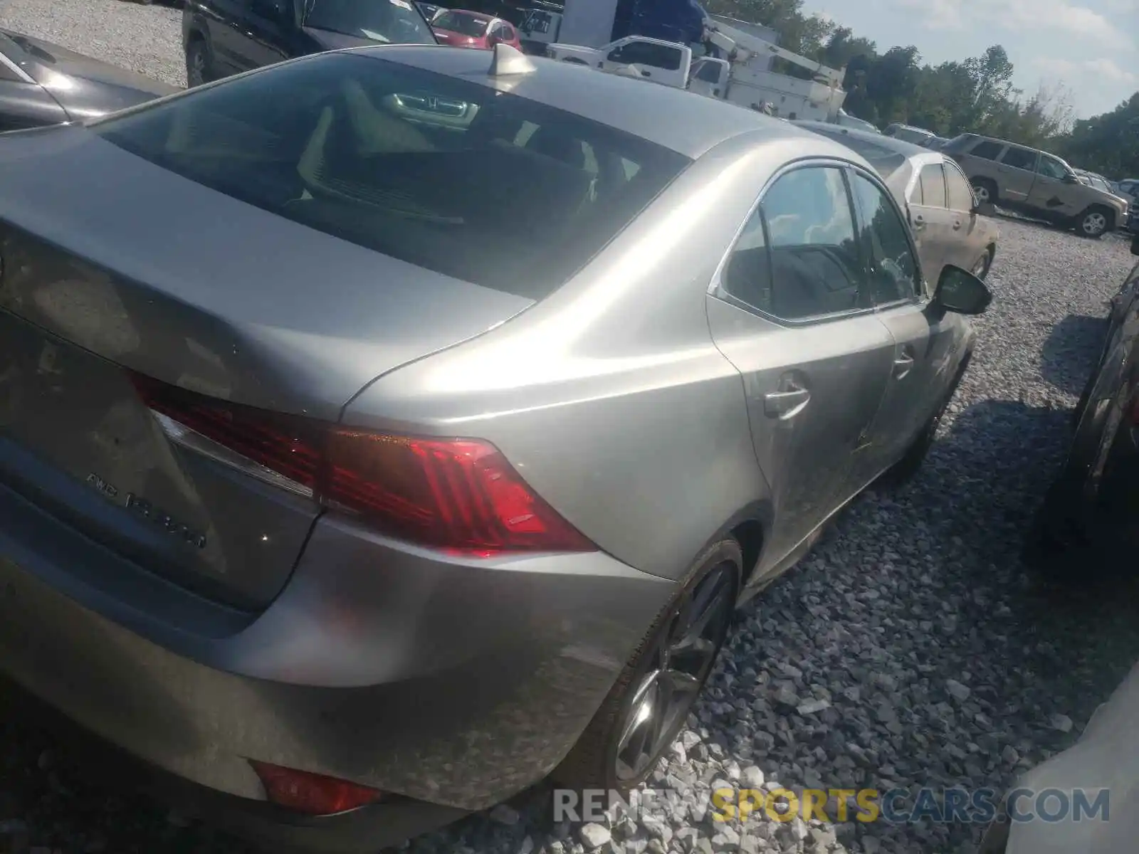 4 Photograph of a damaged car JTHC81D28K5038572 LEXUS IS 2019