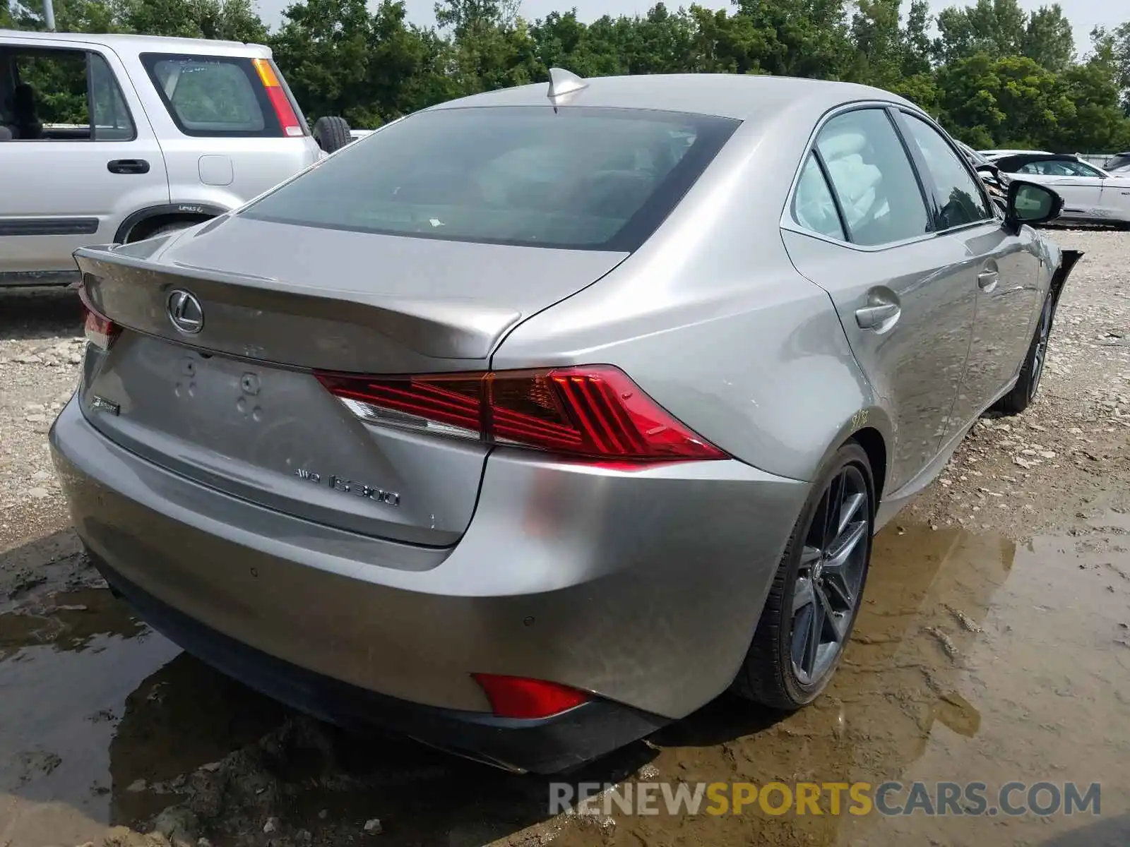 4 Фотография поврежденного автомобиля JTHC81D29K5039651 LEXUS IS 2019