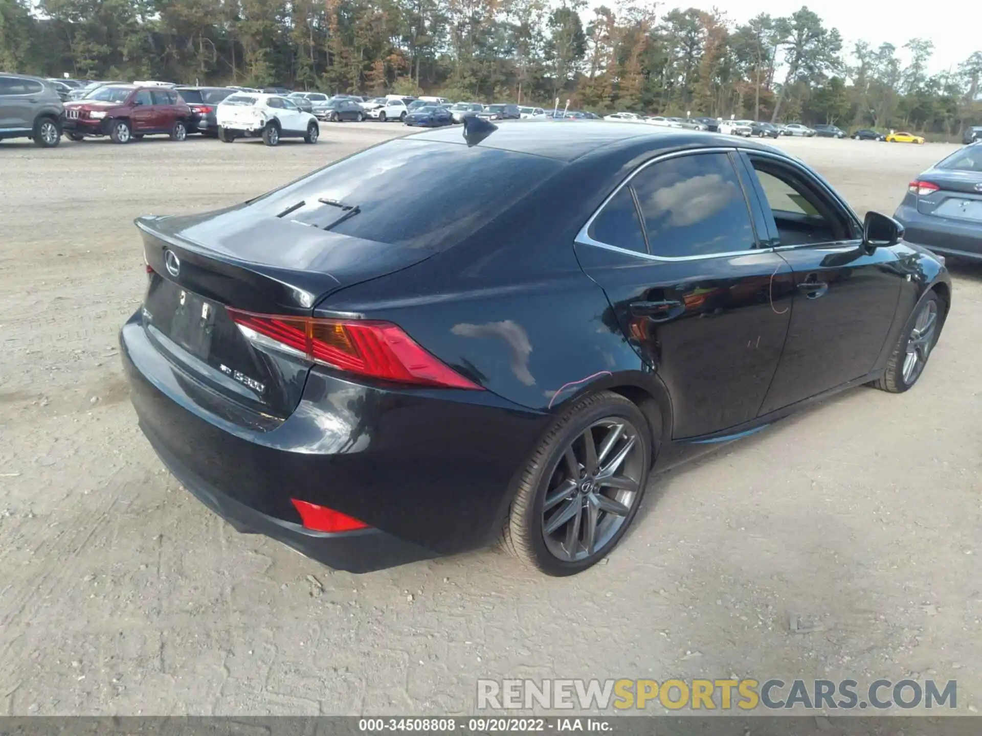 4 Photograph of a damaged car JTHC81D2XK5038069 LEXUS IS 2019