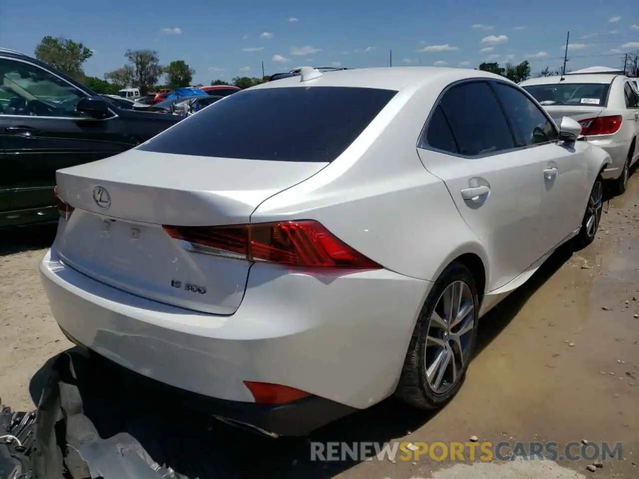 4 Photograph of a damaged car JTHAA1D26L5101861 LEXUS IS 2020