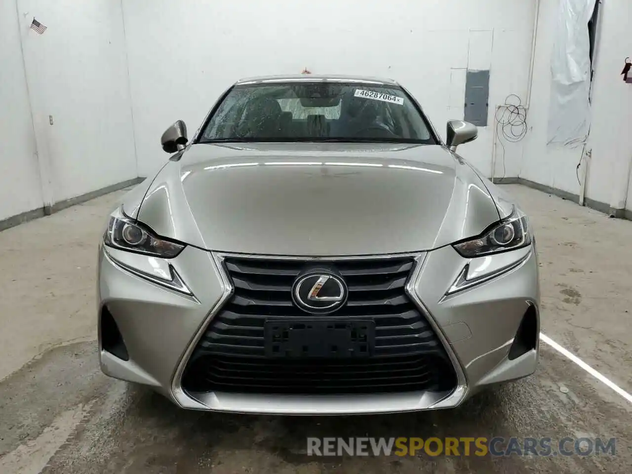 5 Фотография поврежденного автомобиля JTHAA1D28L5109136 LEXUS IS 2020