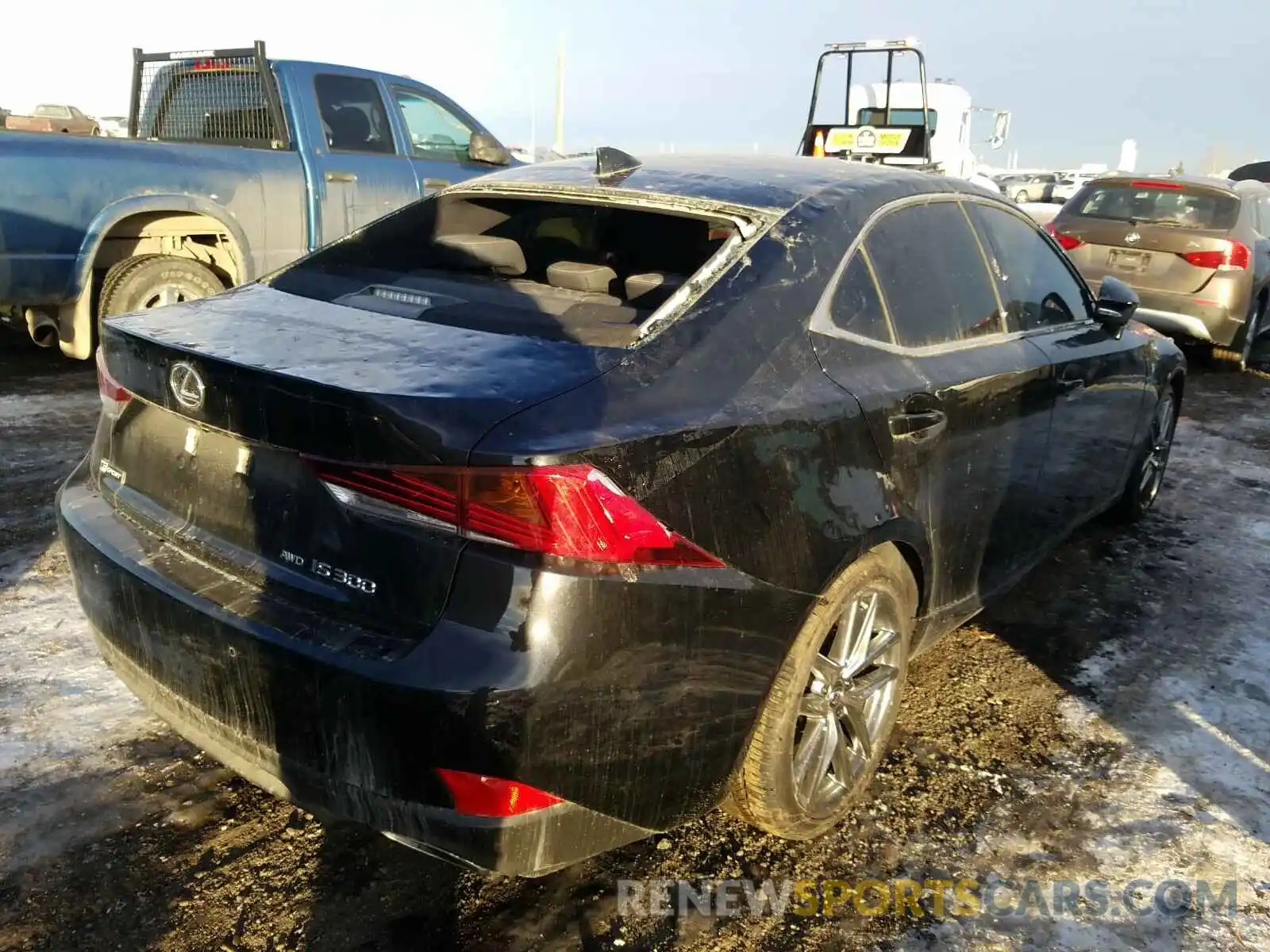 4 Фотография поврежденного автомобиля JTHG81F22L5041161 LEXUS IS 2020