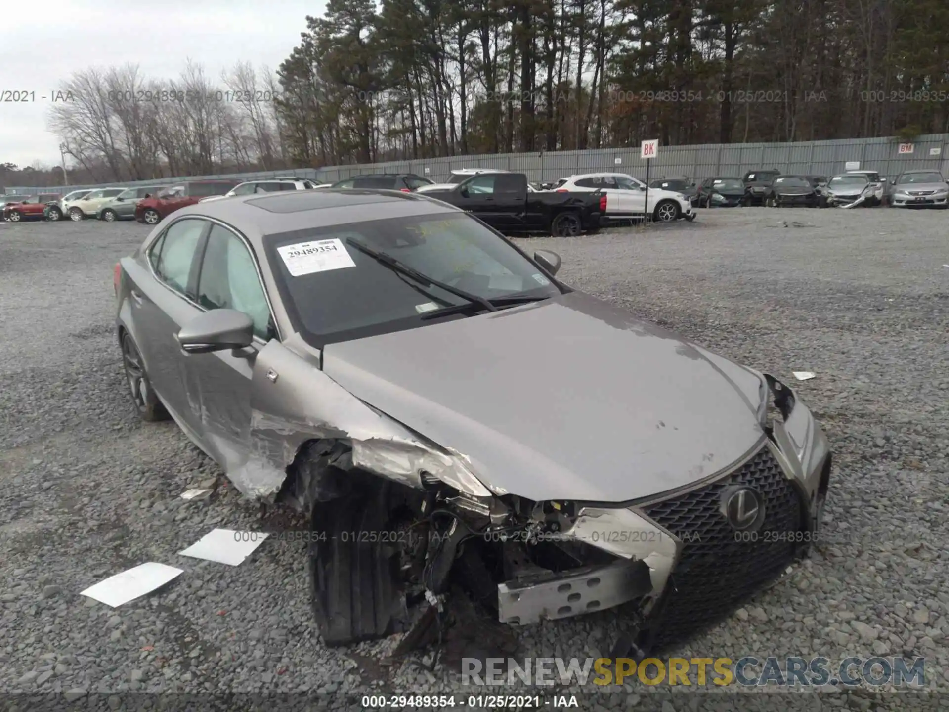 1 Фотография поврежденного автомобиля JTHG81F24L5042957 LEXUS IS 2020