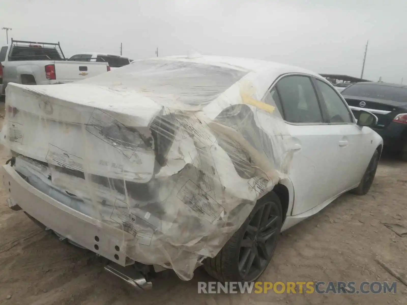 4 Фотография поврежденного автомобиля JTHGA1D28L5109065 LEXUS IS 2020