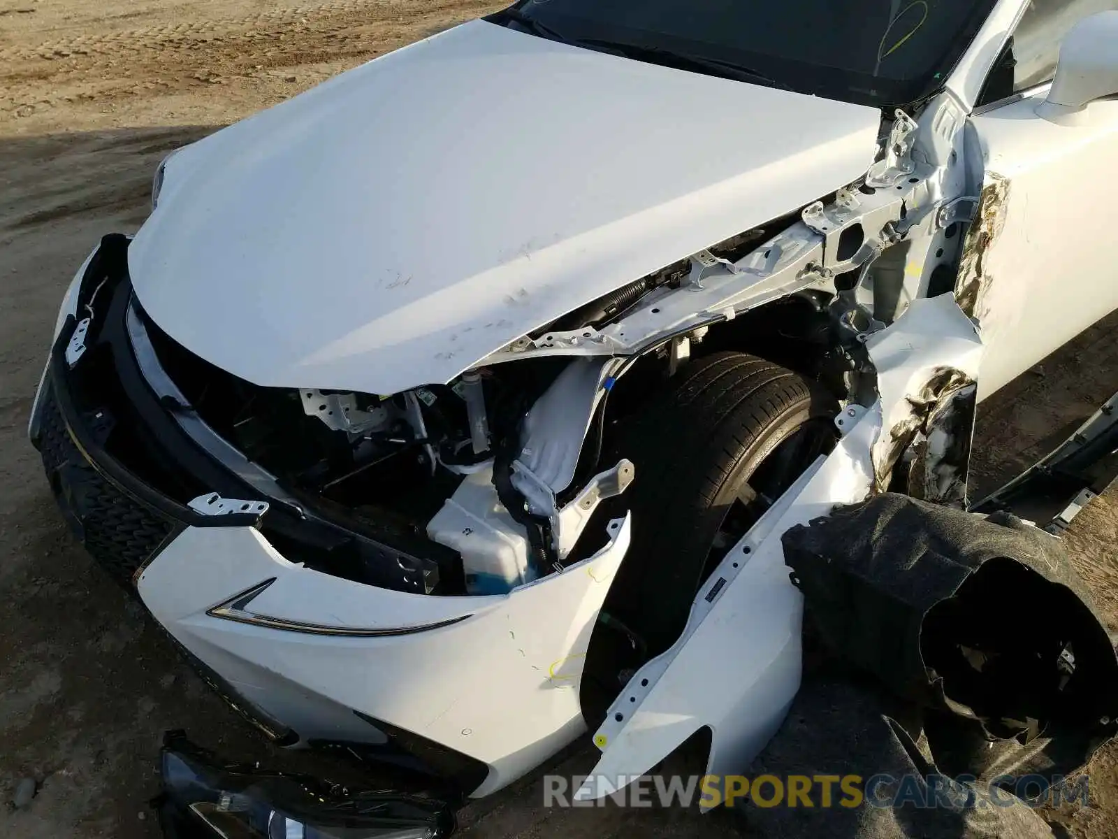 9 Фотография поврежденного автомобиля JTHGA1D28L5109096 LEXUS IS 2020