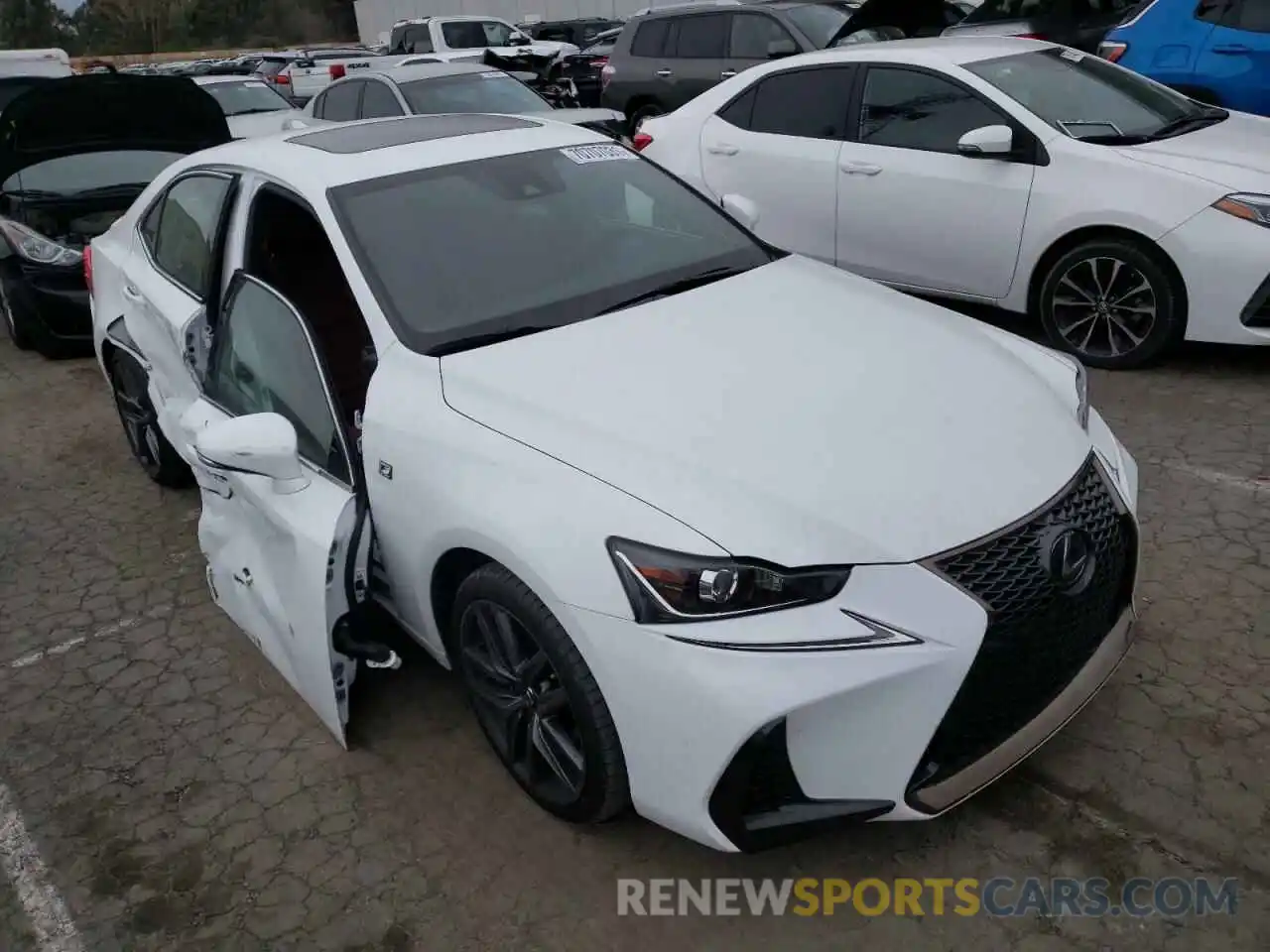 1 Photograph of a damaged car JTHGZ1B24L5035994 LEXUS IS 2020