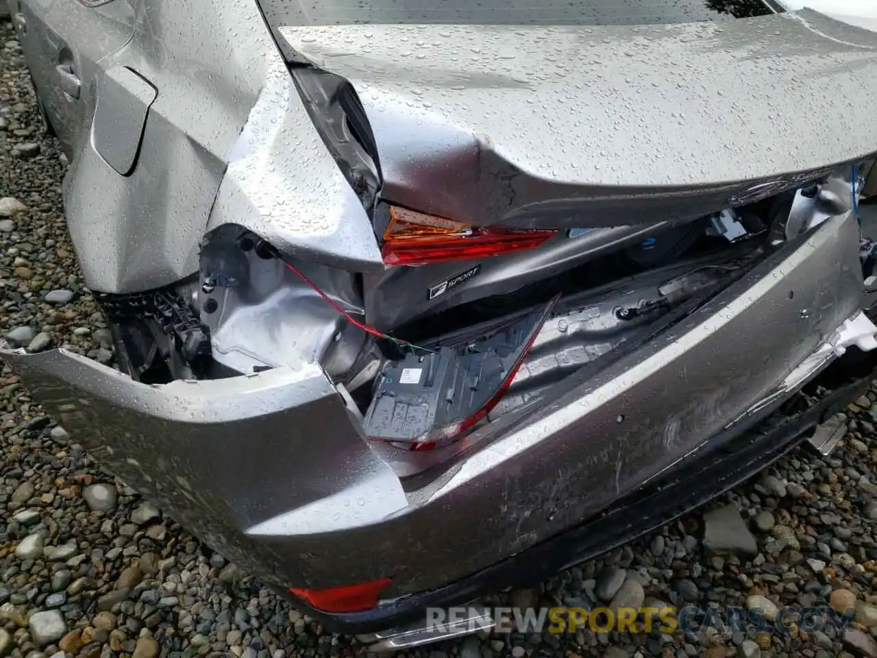 9 Photograph of a damaged car JTHGZ1E26L5017265 LEXUS IS 2020