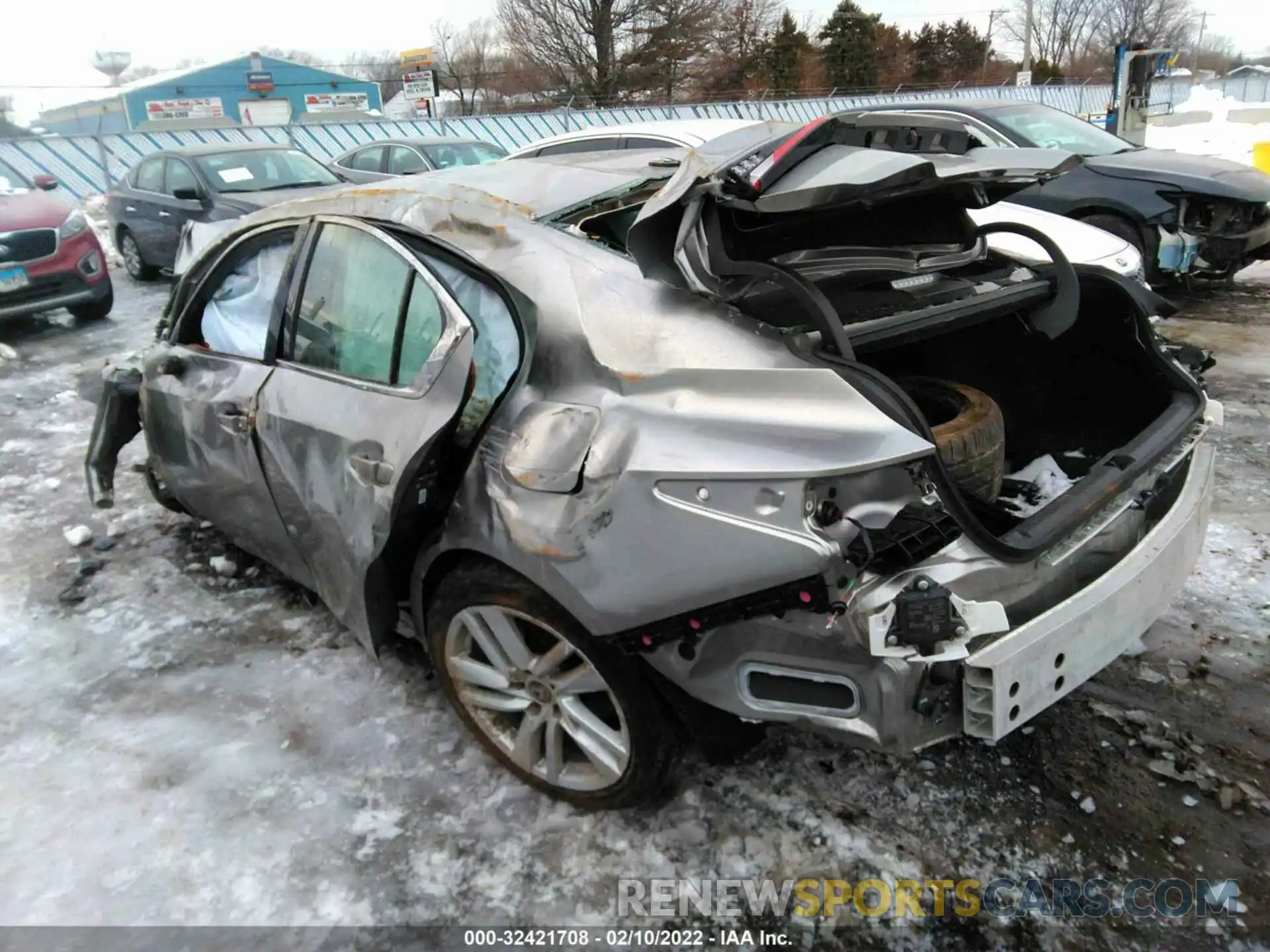 3 Photograph of a damaged car JTHA81F2XM5046504 LEXUS IS 2021