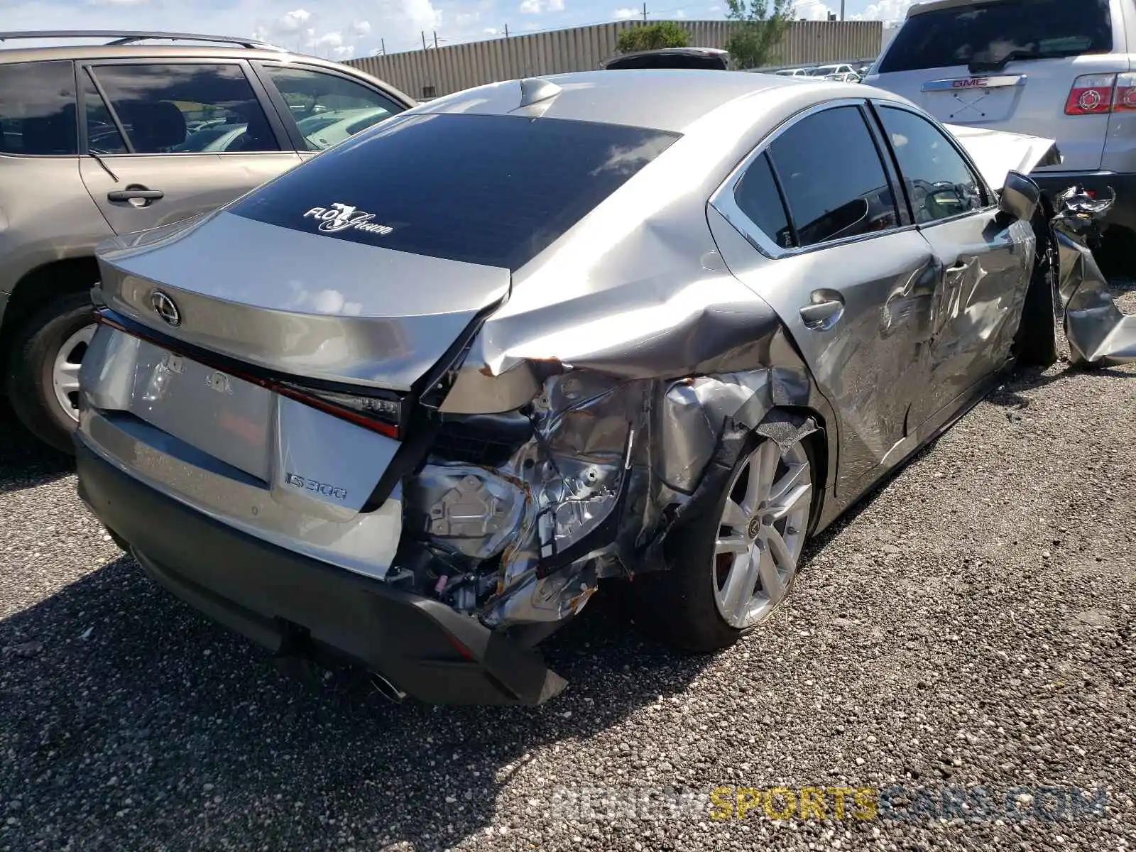 4 Photograph of a damaged car JTHCA1D22M5113998 LEXUS IS 2021