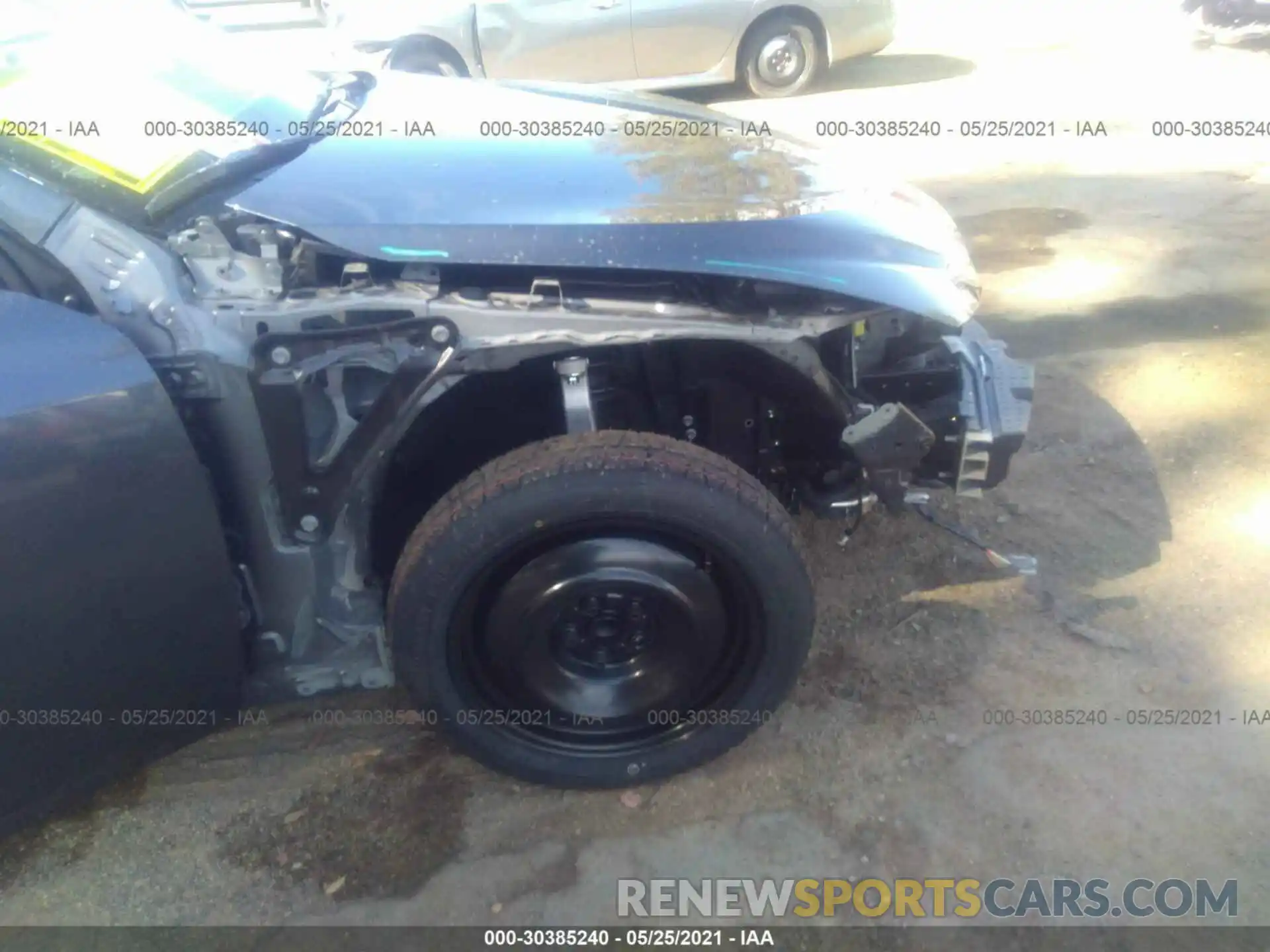 6 Photograph of a damaged car JTHCA1D2XM5109357 LEXUS IS 2021