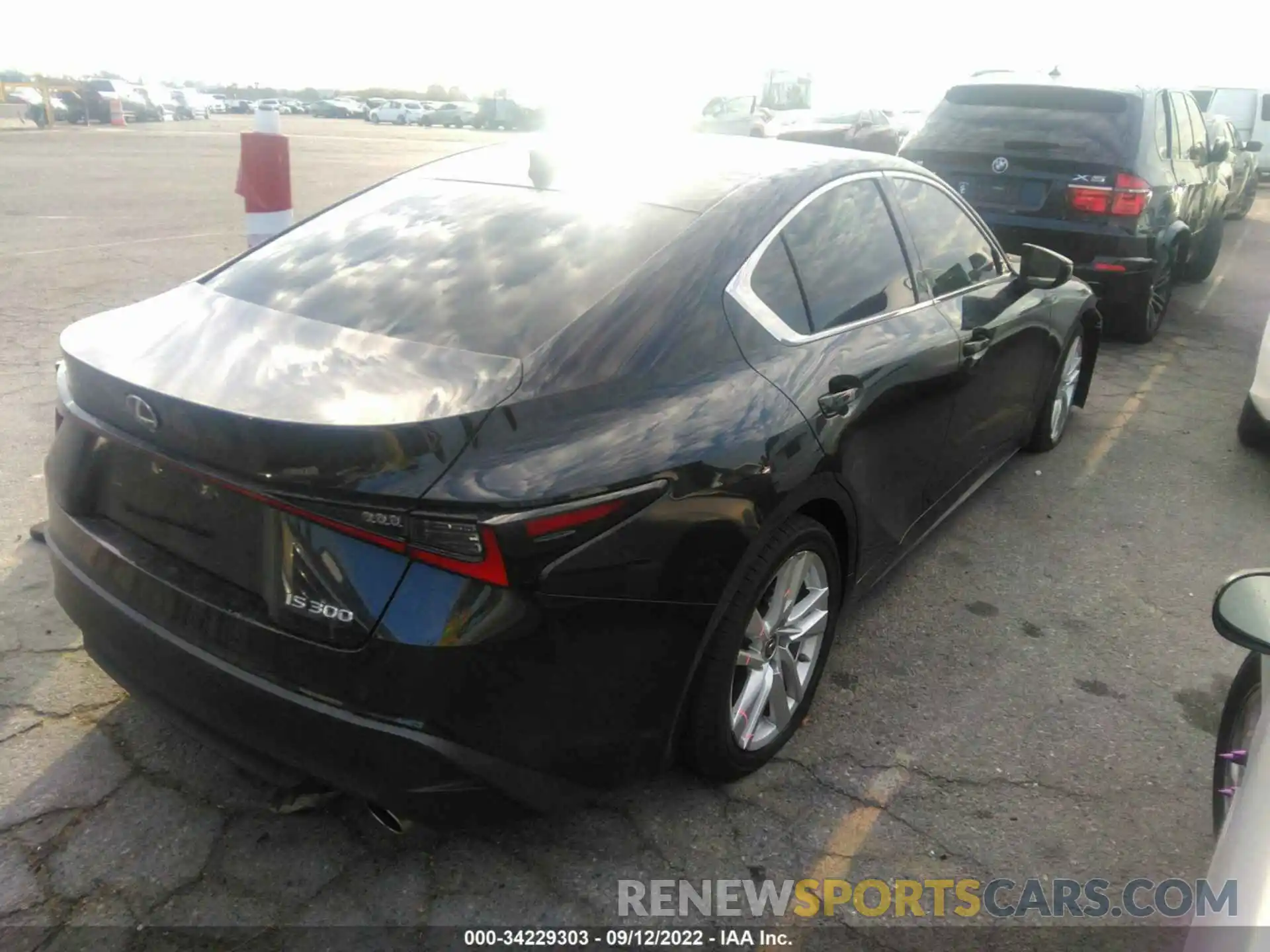 4 Photograph of a damaged car JTHCA1D2XM5110623 LEXUS IS 2021