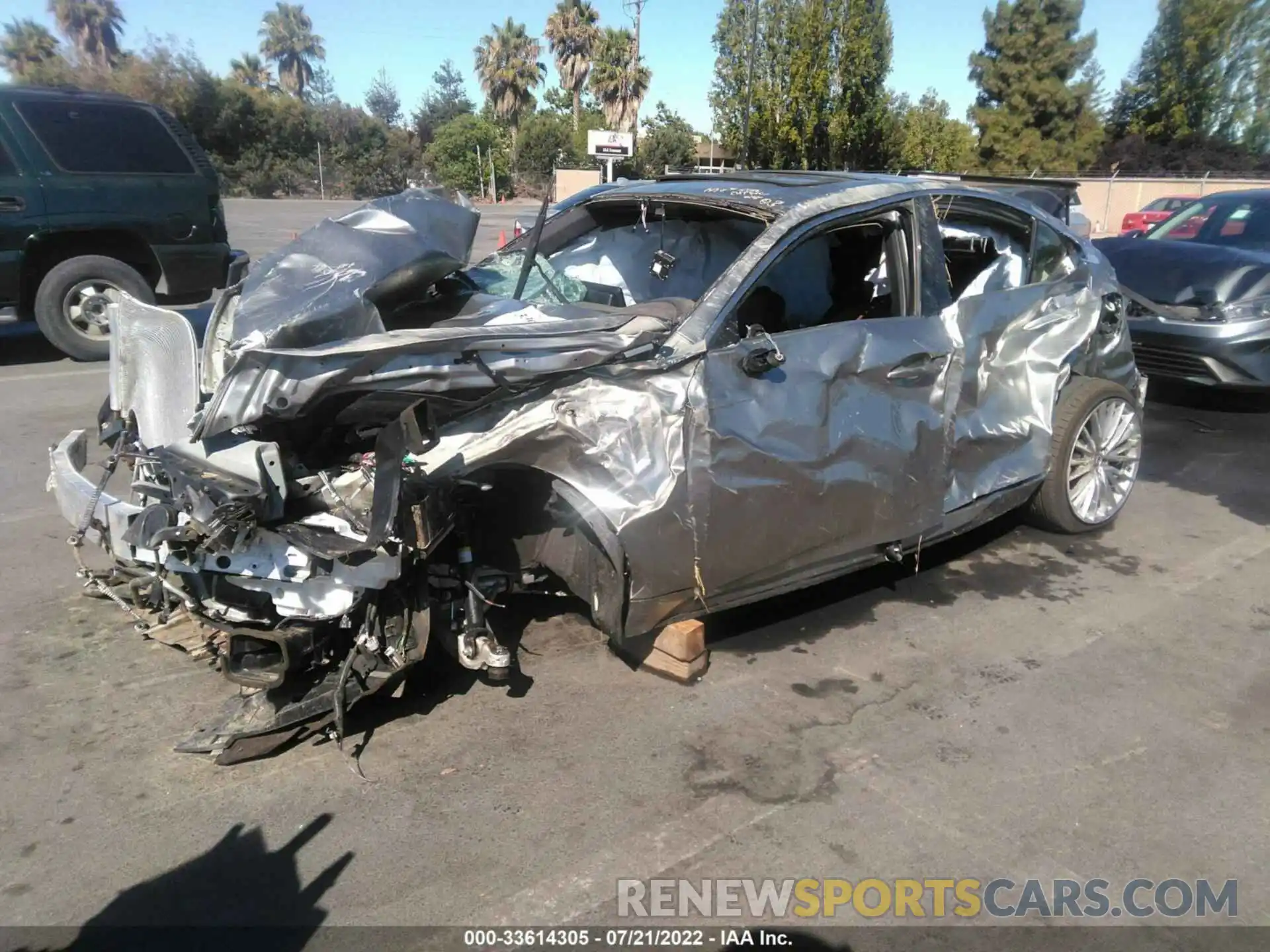 2 Photograph of a damaged car JTHDA1D29N5118914 LEXUS IS 2022