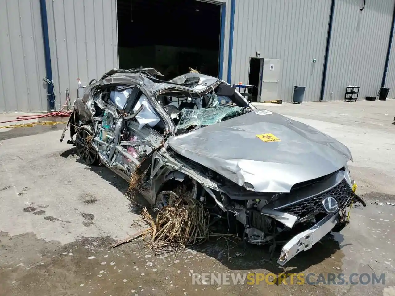 1 Photograph of a damaged car JTHGZ1B2XN5055184 LEXUS IS 2022