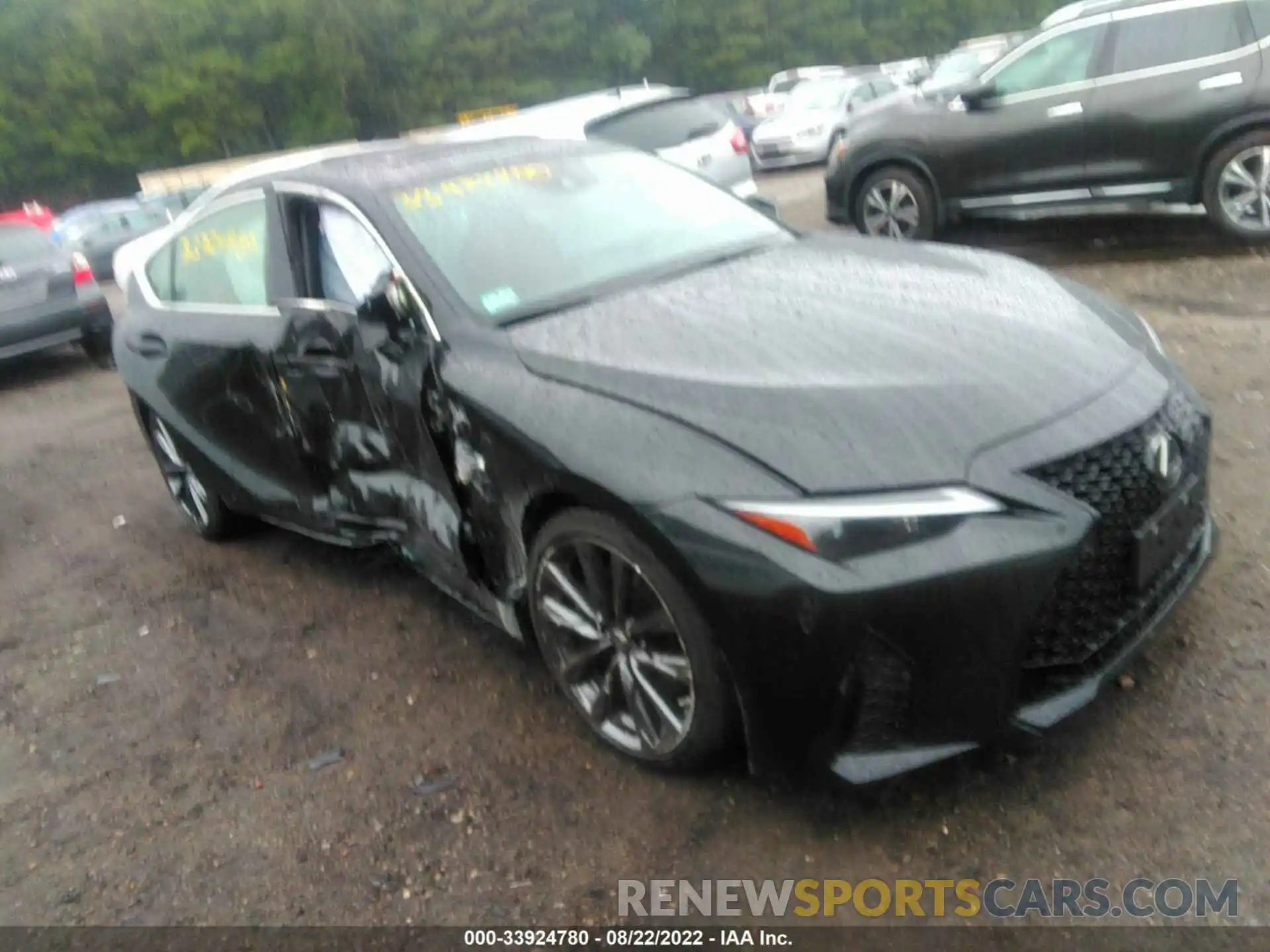 1 Photograph of a damaged car JTHGZ1E20N5025297 LEXUS IS 2022