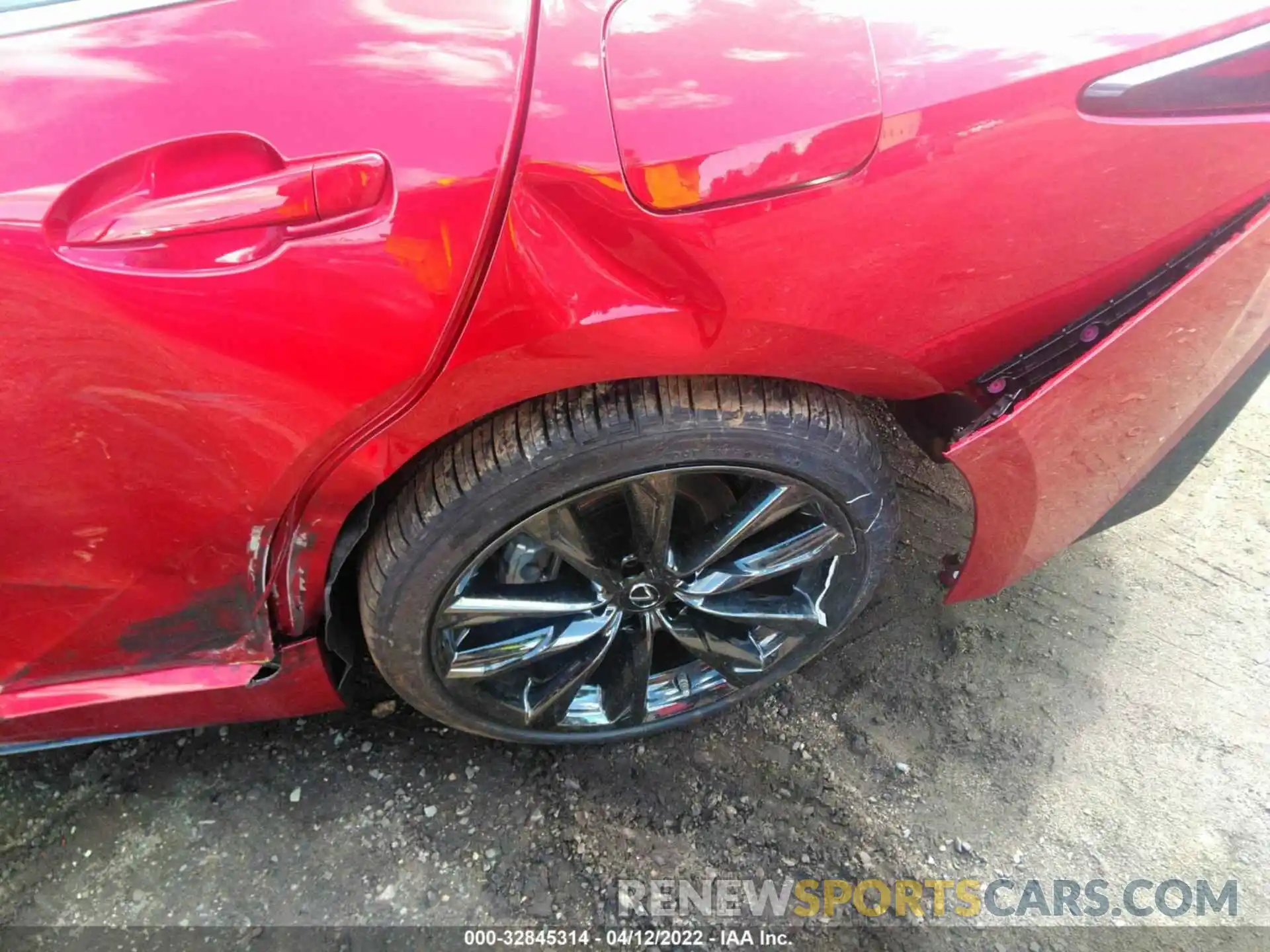 6 Photograph of a damaged car JTHGZ1E26N5023733 LEXUS IS 2022