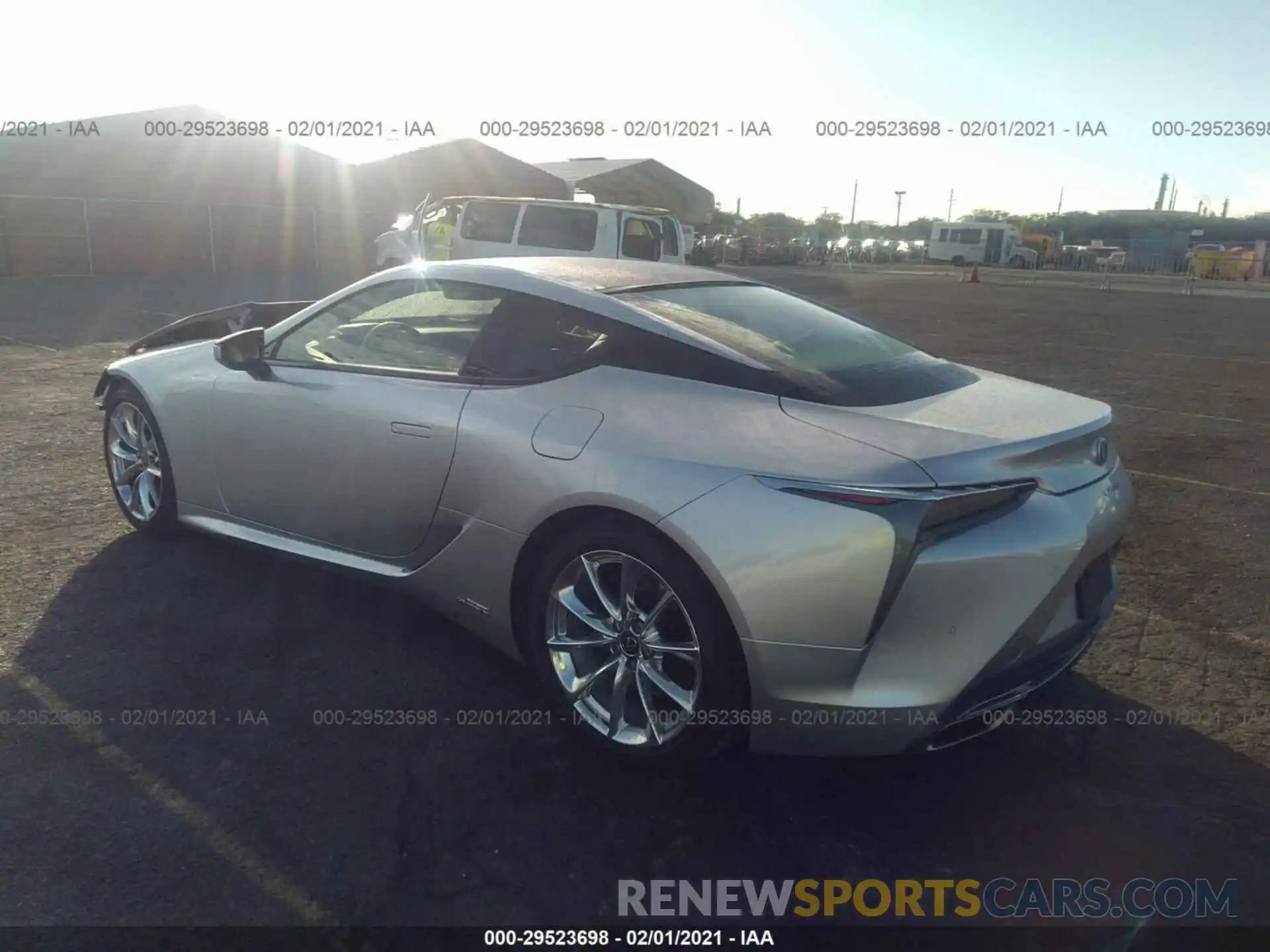 3 Фотография поврежденного автомобиля JTHHY5AY4KA001712 LEXUS LC 2019