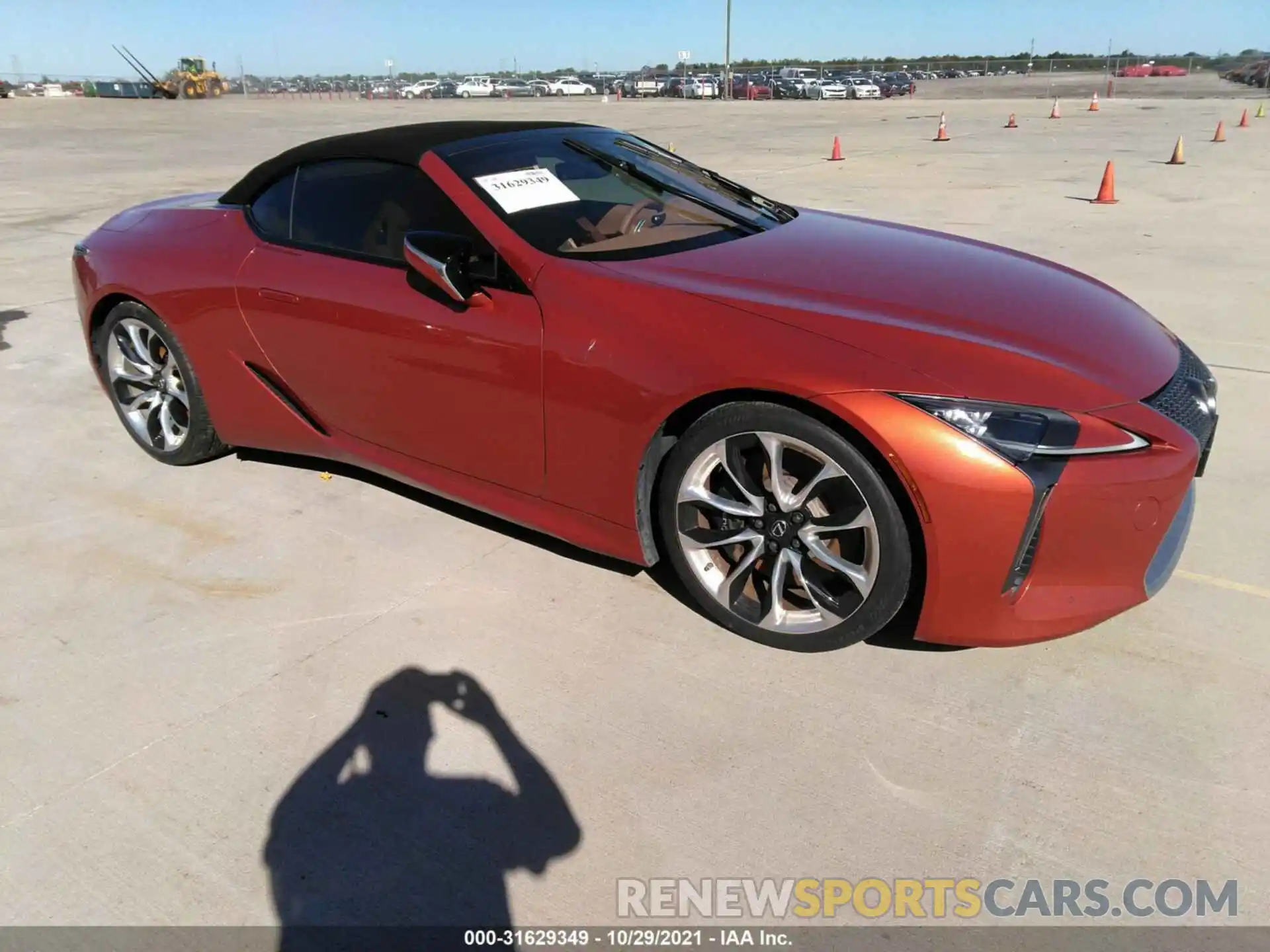 1 Photograph of a damaged car JTHKPAAY4MA100826 LEXUS LC 2021