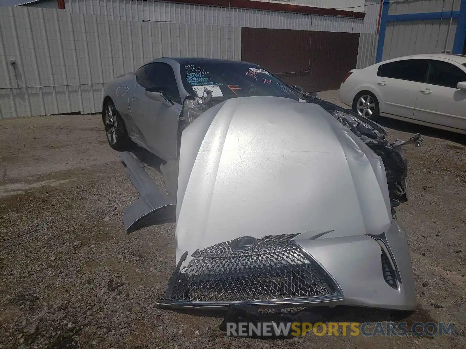 1 Photograph of a damaged car JTHHP5AY0KA007056 LEXUS LC500 2019