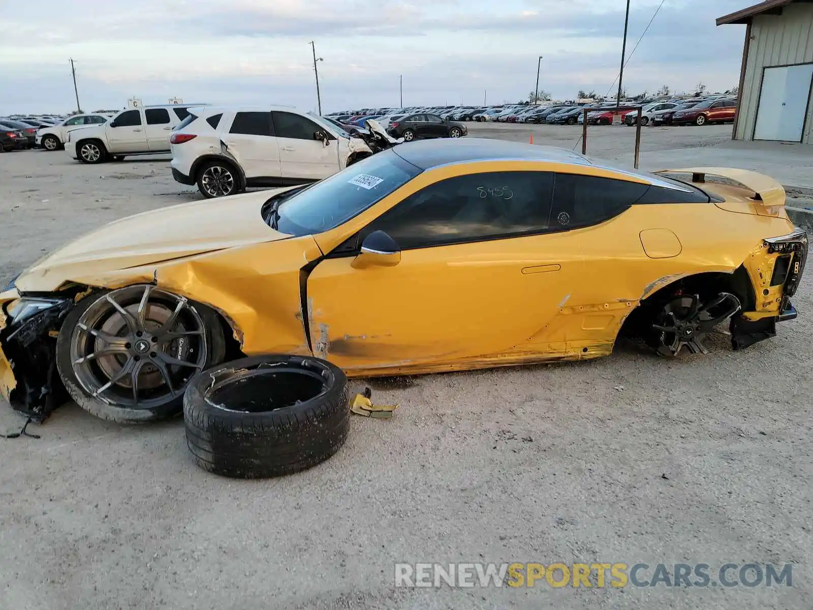 9 Photograph of a damaged car JTHHP5AY2KA006653 LEXUS LC500 2019